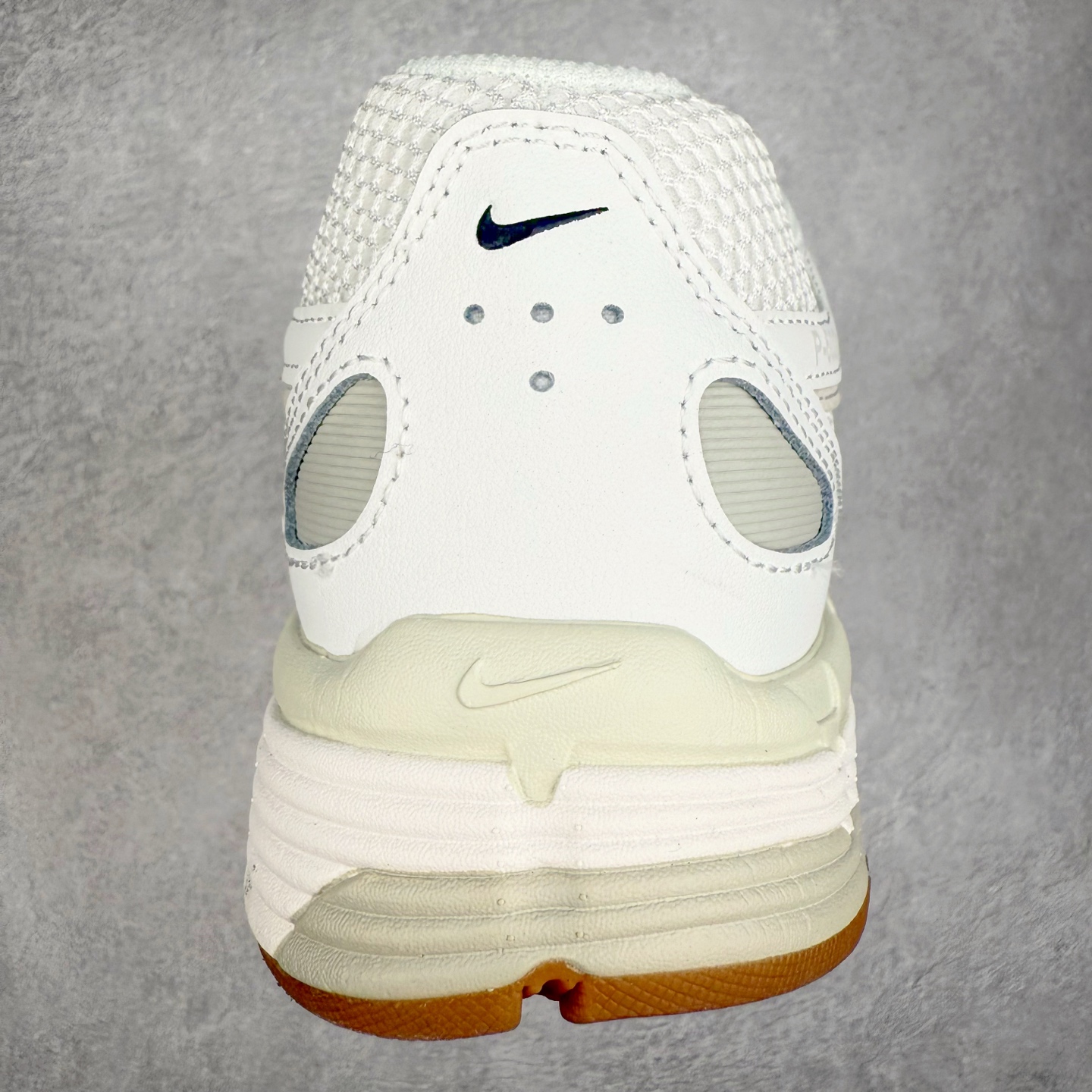 图片[8]-＃A1 NK P-6000 系列低帮复古老爹风休闲运动舒适慢跑鞋 HF4898-121 购入原鞋原装纸板楦头开发 独家私模四层组合大底 市场唯一正确版本 良心定价 新配色陆续出货 进口三文治网面 融合 Pegasus 过往运动鞋设计 助力 21 世纪早期跑步运动跃升时尚新高度 采用透气网眼布、运动风格线条和耐穿覆面 兼具吸睛外观和舒适感受 中底泡绵以田径赛道为灵感 打造厚实设计 缔造出众缓震性能 尺码：36 36.5 37.5 38 38.5 39 40 40.5 41 42 42.5 43 44 44.5 45 46-选品中心