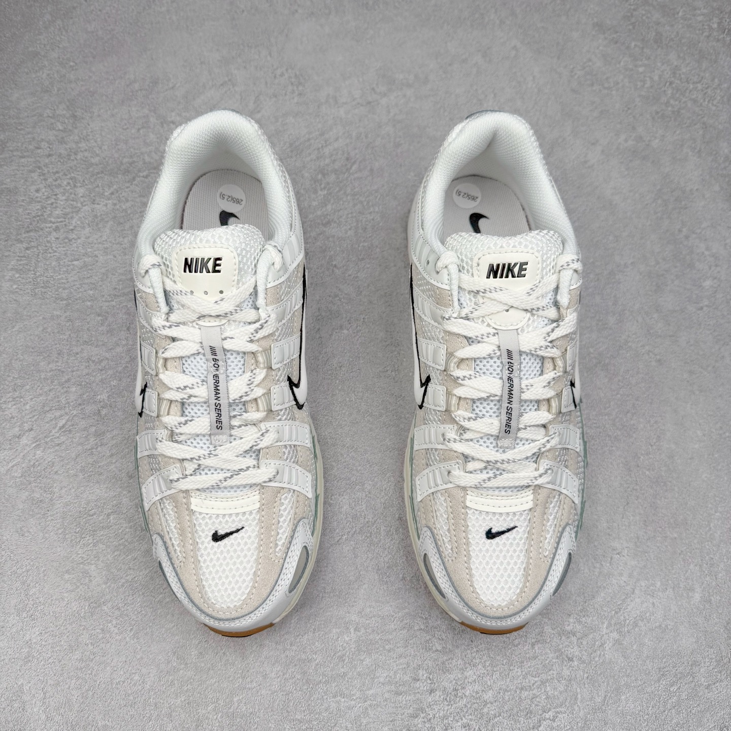 图片[2]-＃A1 NK P-6000 系列低帮复古老爹风休闲运动舒适慢跑鞋 HF4898-121 购入原鞋原装纸板楦头开发 独家私模四层组合大底 市场唯一正确版本 良心定价 新配色陆续出货 进口三文治网面 融合 Pegasus 过往运动鞋设计 助力 21 世纪早期跑步运动跃升时尚新高度 采用透气网眼布、运动风格线条和耐穿覆面 兼具吸睛外观和舒适感受 中底泡绵以田径赛道为灵感 打造厚实设计 缔造出众缓震性能 尺码：36 36.5 37.5 38 38.5 39 40 40.5 41 42 42.5 43 44 44.5 45 46-选品中心