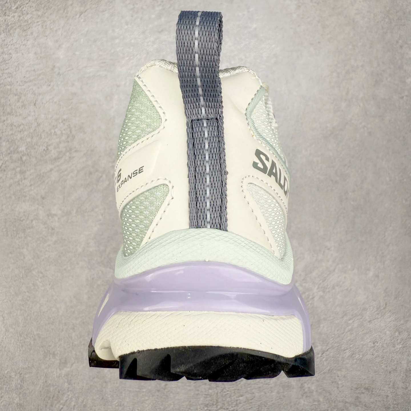 图片[8]-＃纯原福利 Salomon 萨洛蒙 XT-6 复古机能户外跑鞋 这双XT-6 鞋面以锯齿状的包裹系统呈现 在黑色基底之下加入了各种色点缀 内嵌式的袜套设计与 Quicklace 系带系统一道 实现了立体包裹与精准贴合 结合 Contagrip 大底科技 让穿着者可以轻松驾驭户外与通勤下的任何运动生活场景 无缝鞋身户外随意纵横 颜值与脚感兼备 出街通勤 绝对非常吸睛 你值得拥有 尺码：36 36.5 37.5 38 38.5 39 40 40.5 41 42 42.5 43 44 44.5 45-选品中心