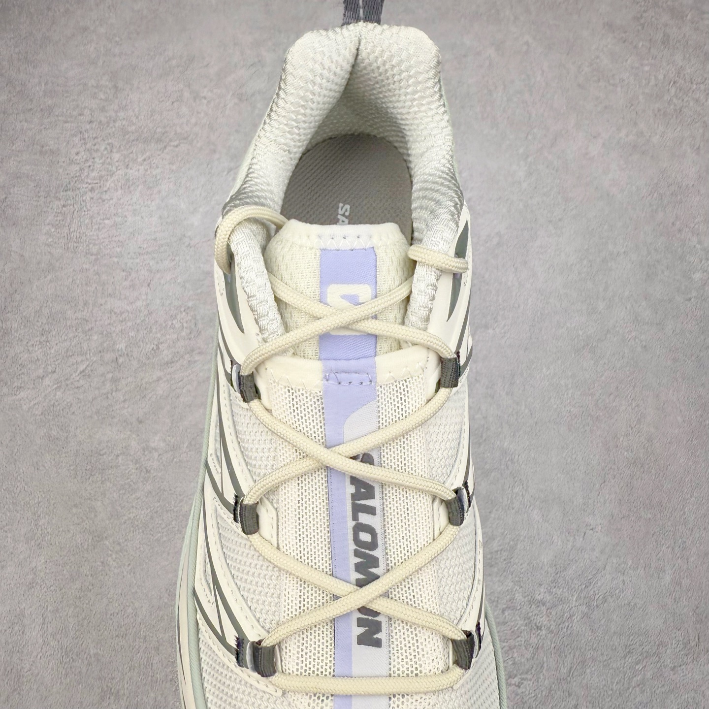 图片[5]-＃纯原福利 Salomon 萨洛蒙 XT-6 复古机能户外跑鞋 这双XT-6 鞋面以锯齿状的包裹系统呈现 在黑色基底之下加入了各种色点缀 内嵌式的袜套设计与 Quicklace 系带系统一道 实现了立体包裹与精准贴合 结合 Contagrip 大底科技 让穿着者可以轻松驾驭户外与通勤下的任何运动生活场景 无缝鞋身户外随意纵横 颜值与脚感兼备 出街通勤 绝对非常吸睛 你值得拥有 尺码：36 36.5 37.5 38 38.5 39 40 40.5 41 42 42.5 43 44 44.5 45-选品中心