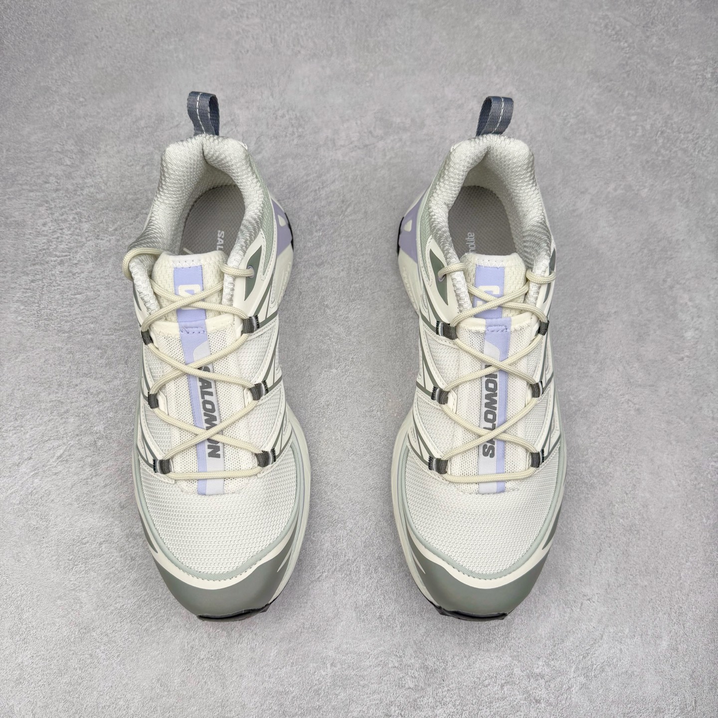 图片[2]-＃纯原福利 Salomon 萨洛蒙 XT-6 复古机能户外跑鞋 这双XT-6 鞋面以锯齿状的包裹系统呈现 在黑色基底之下加入了各种色点缀 内嵌式的袜套设计与 Quicklace 系带系统一道 实现了立体包裹与精准贴合 结合 Contagrip 大底科技 让穿着者可以轻松驾驭户外与通勤下的任何运动生活场景 无缝鞋身户外随意纵横 颜值与脚感兼备 出街通勤 绝对非常吸睛 你值得拥有 尺码：36 36.5 37.5 38 38.5 39 40 40.5 41 42 42.5 43 44 44.5 45-选品中心