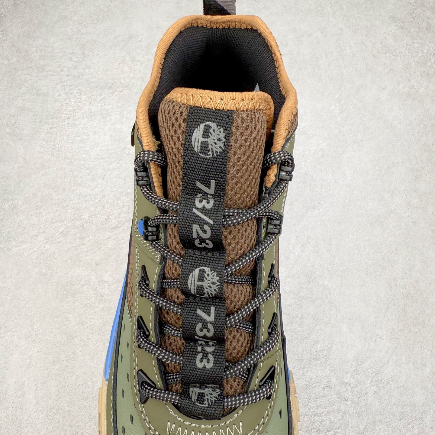 图片[5]-Timberland Greenstride Motion 6 添柏岚防滑耐磨低帮户外功能鞋 简约大方的造型设计，给人以随性休闲的时尚格调，穿着舒适轻便，运动灵活自如，满足日常个性穿搭。Timberland户外品牌最早成立于1918年的美国波士顿，它的成功故事就从第一双防水皮靴Yellow Boots开始。这双具备完全防水机能的靴子瞬间广受好评，他那独创又不失古典的款式，以及大胆使用黄色的崭新风格，吸引了广大消费者的目光。现今仍不改其原有风貌的这双黄靴，就是火遍全球的“大黄靴”。Timberland的高端工艺、实穿耐用等特点让他拥有绝对鞋界地位。尺码：40 41 41.5 42 43 43.5 44 44.5 45 45.5 46-选品中心