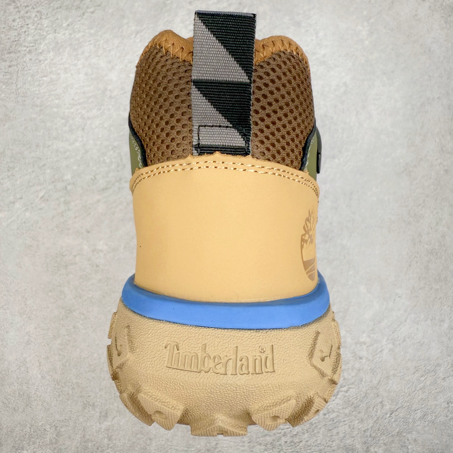 图片[8]-Timberland Greenstride Motion 6 添柏岚防滑耐磨低帮户外功能鞋 简约大方的造型设计，给人以随性休闲的时尚格调，穿着舒适轻便，运动灵活自如，满足日常个性穿搭。Timberland户外品牌最早成立于1918年的美国波士顿，它的成功故事就从第一双防水皮靴Yellow Boots开始。这双具备完全防水机能的靴子瞬间广受好评，他那独创又不失古典的款式，以及大胆使用黄色的崭新风格，吸引了广大消费者的目光。现今仍不改其原有风貌的这双黄靴，就是火遍全球的“大黄靴”。Timberland的高端工艺、实穿耐用等特点让他拥有绝对鞋界地位。尺码：40 41 41.5 42 43 43.5 44 44.5 45 45.5 46-选品中心