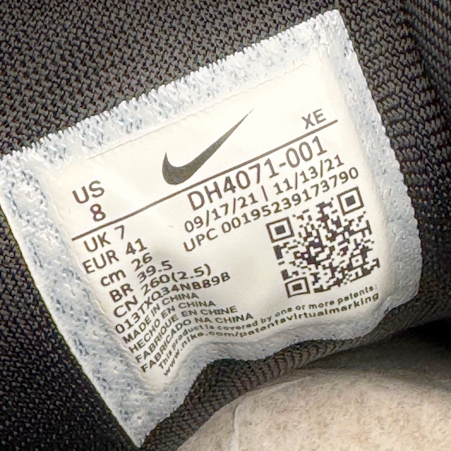 图片[11]-＃TG纯原 NK Pegasus 39 飞马39舒适低帮马拉松跑步鞋 黑白 DH4071-001 泰光Zp特供批次 市面唯一支持实战的跑鞋 原档案数据原厂网纱 正确高频花纹 前后掌内置Zoom Air气垫 原装MD大底 脚感完美还原 原盒原配 QC检验、钢印 俱全 原底科技 同步原版 脚感堪比Boost 实拍调校N版已经零色差零失真 百分百还原实物色彩所见即所得 不存在货不对板色差等低级问题 选购参考实物拍摄 不混卖不参货 只用心做好货严格选品 承诺混一赔十 尺码：36 36.5 37.5 38 38.5 39 40 40.5 41 42 42.5 43 44 44.5 45-选品中心