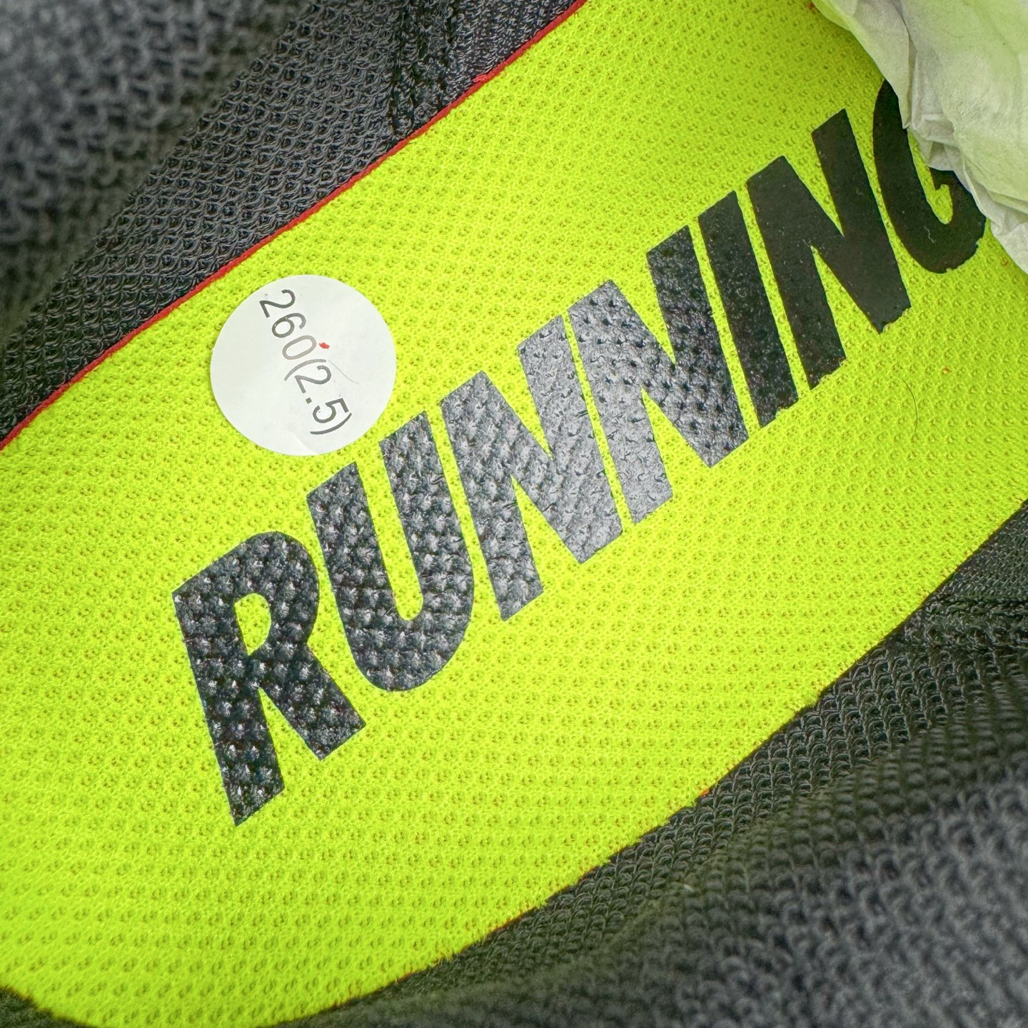 图片[12]-＃TG纯原 NK Pegasus 34 飞马34舒适低帮马拉松跑步鞋 黑白 880555-001 泰光Zp特供批次 市面唯一支持实战的跑鞋 原档案数据原厂网纱 正确高频花纹 前后掌内置Zoom Air气垫 原装MD大底 脚感完美还原 原盒原配 QC检验、钢印 俱全 原底科技 同步原版 脚感堪比Boost 实拍调校N版已经零色差零失真 百分百还原实物色彩所见即所得 不存在货不对板色差等低级问题 选购参考实物拍摄 不混卖不参货 只用心做好货严格选品 承诺混一赔十 尺码：36 36.5 37.5 38 38.5 39 40 40.5 41 42 42.5 43 44 44.5 45-选品中心