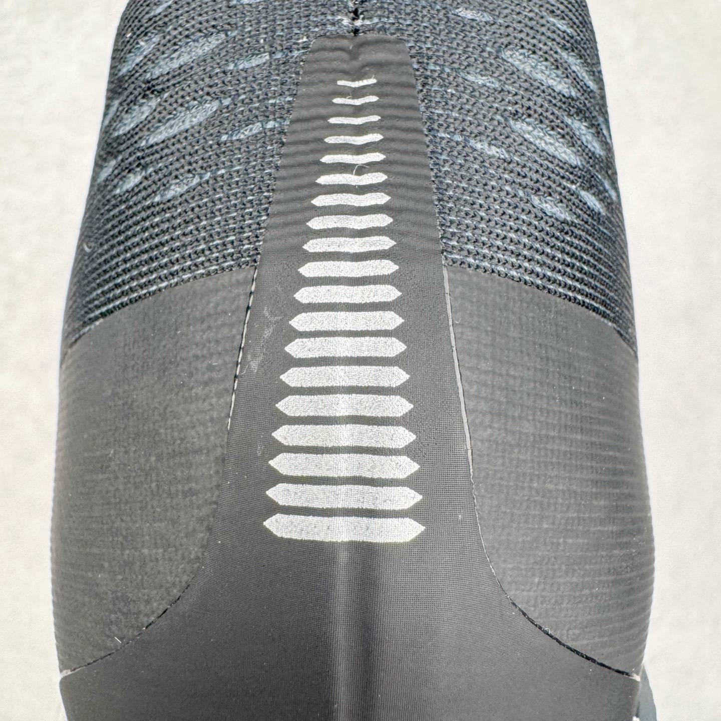 图片[19]-＃TG纯原 NK Pegasus 34 飞马34舒适低帮马拉松跑步鞋 黑白 880555-001 泰光Zp特供批次 市面唯一支持实战的跑鞋 原档案数据原厂网纱 正确高频花纹 前后掌内置Zoom Air气垫 原装MD大底 脚感完美还原 原盒原配 QC检验、钢印 俱全 原底科技 同步原版 脚感堪比Boost 实拍调校N版已经零色差零失真 百分百还原实物色彩所见即所得 不存在货不对板色差等低级问题 选购参考实物拍摄 不混卖不参货 只用心做好货严格选品 承诺混一赔十 尺码：36 36.5 37.5 38 38.5 39 40 40.5 41 42 42.5 43 44 44.5 45-选品中心