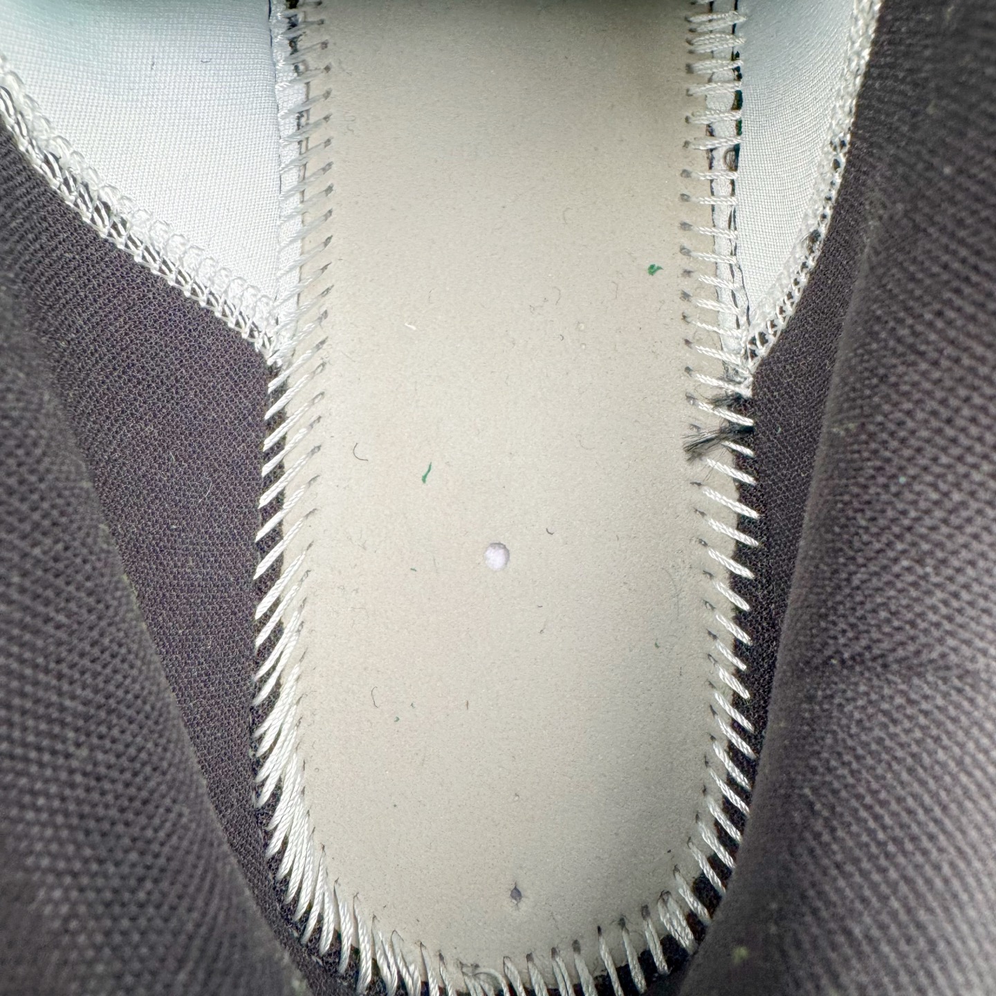 图片[10]-＃TG纯原 NK Pegasus 38 飞马38舒适低帮马拉松跑步鞋 黑白 CW7356-002 泰光Zp特供批次 市面唯一支持实战的跑鞋 原档案数据原厂网纱 正确高频花纹 前后掌内置Zoom Air气垫 原装MD大底 脚感完美还原 原盒原配 QC检验、钢印 俱全 原底科技 同步原版 脚感堪比Boost 实拍调校N版已经零色差零失真 百分百还原实物色彩所见即所得 不存在货不对板色差等低级问题 选购参考实物拍摄 不混卖不参货 只用心做好货严格选品 承诺混一赔十 尺码：36 36.5 37.5 38 38.5 39 40 40.5 41 42 42.5 43 44 44.5 45-选品中心