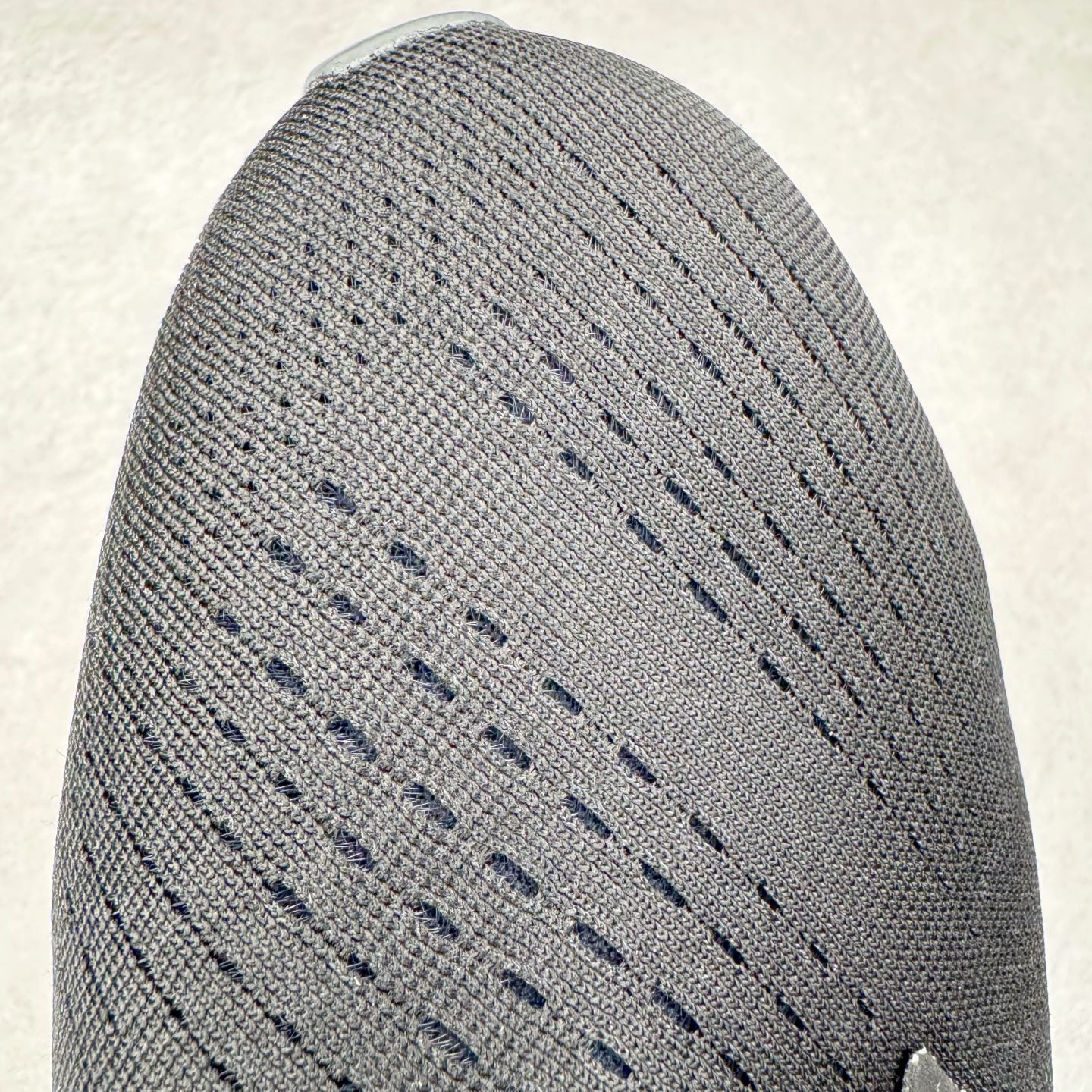 图片[13]-＃TG纯原 NK Pegasus 38 飞马38舒适低帮马拉松跑步鞋 黑白 CW7356-002 泰光Zp特供批次 市面唯一支持实战的跑鞋 原档案数据原厂网纱 正确高频花纹 前后掌内置Zoom Air气垫 原装MD大底 脚感完美还原 原盒原配 QC检验、钢印 俱全 原底科技 同步原版 脚感堪比Boost 实拍调校N版已经零色差零失真 百分百还原实物色彩所见即所得 不存在货不对板色差等低级问题 选购参考实物拍摄 不混卖不参货 只用心做好货严格选品 承诺混一赔十 尺码：36 36.5 37.5 38 38.5 39 40 40.5 41 42 42.5 43 44 44.5 45-选品中心