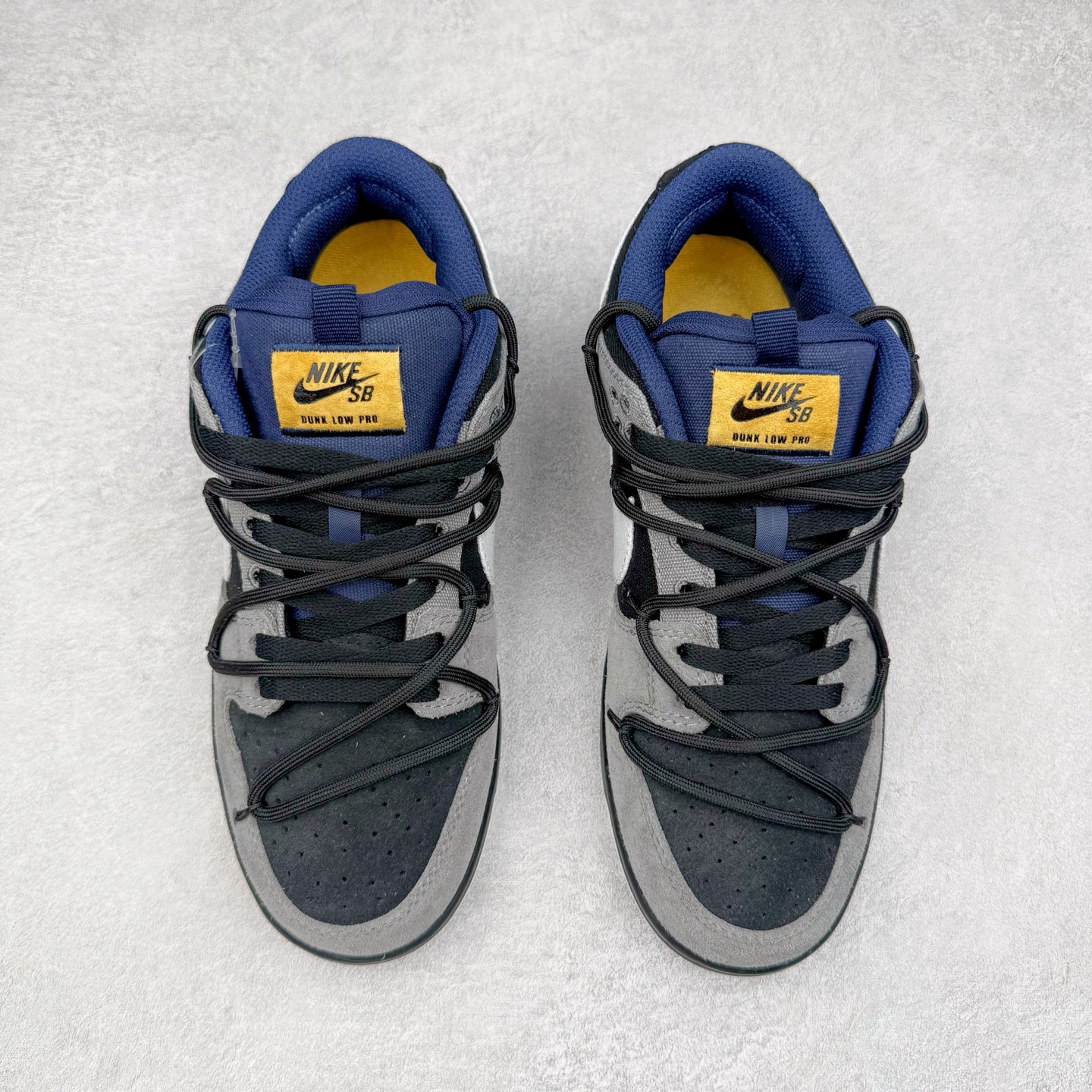 图片[2]-＃F版 NK SB Dunk Low 解构绑带 DX6775-400 性价比王者 极限压缩利润空间 超乎所想的高性价比 用料绝不含糊 原盒原配 正确耐磨橡胶大底 超高清洁度 全鞋零毛边皮料切割 全套原楦原模倾力打造完美版型 尺码：36 36.5 37.5 38 38.5 39 40 40.5 41 42 42.5 43 44 44.5 45 46 47.5-选品中心