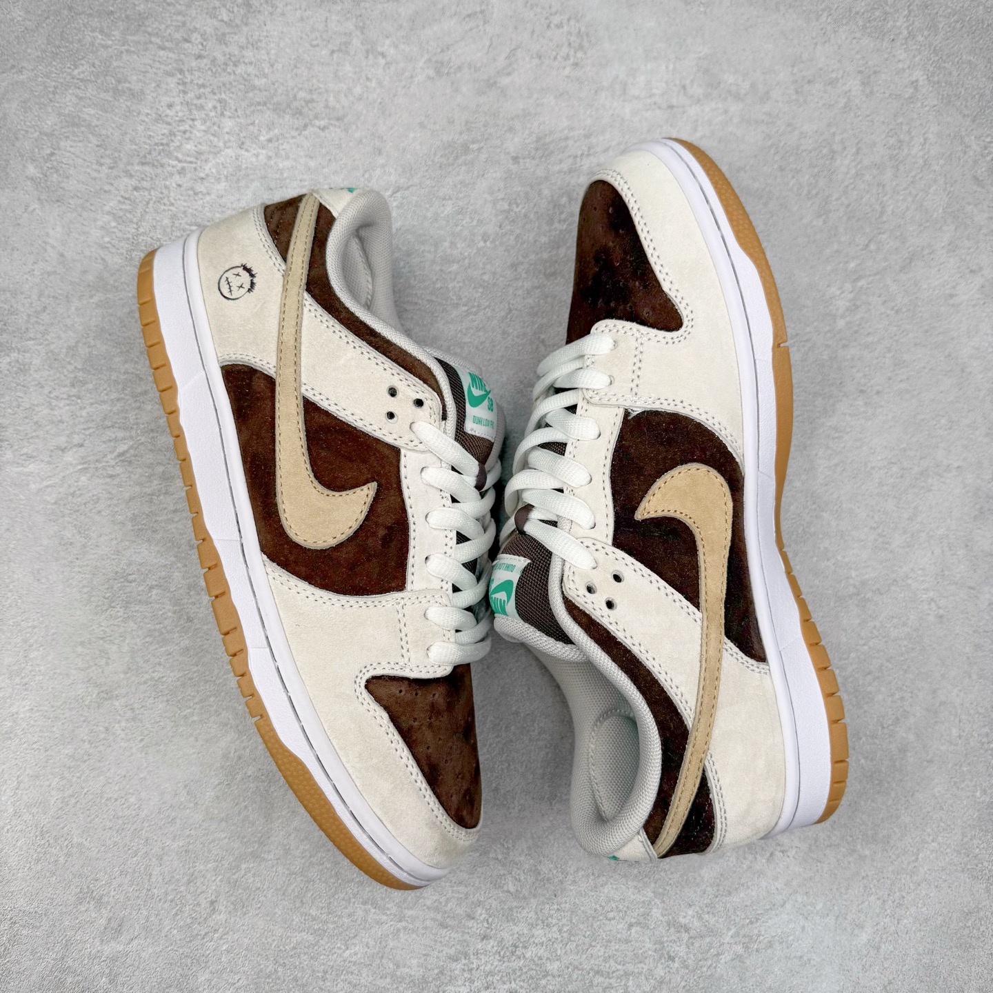 图片[3]-＃F版 NK SB Dunk Low 咖啡男孩 HF3704-001 极限压缩利润空间 超乎所想的高性价比 用料绝不含糊 原盒原配 正确耐磨橡胶大底 超高清洁度 全鞋零毛边皮料切割 全套原楦原模倾力打造完美版型 尺码：36 36.5 37.5 38 38.5 39 40 40.5 41 42 42.5 43 44 44.5 45 46 47.5-选品中心