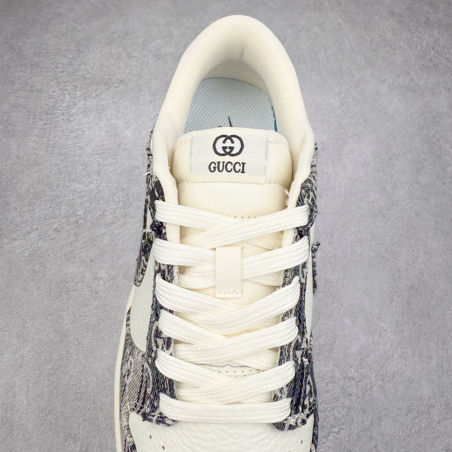 图片[5]-NK Dunk Low 定制配色 SC9207-418 大厂出品 极力推荐 原装头层材料 独家版型蒸餾加工帶來的是更好的视觉和脚感体验大厂纯原品质出货 清洁度 电绣工艺 皮料切割干净无任何毛边 细节完美 实拍调校N版已经零色差零失真 百分百还原实物色彩所见即所得 不存在货不对板色差等低级问题 选购参考实物拍摄 不混卖不参货 只用心做好货严格选品 承诺混一赔十 尺码：36 36.5 37.5 38 38.5 39 40 40.5 41 42 42.5 43 44 44.5 45-选品中心