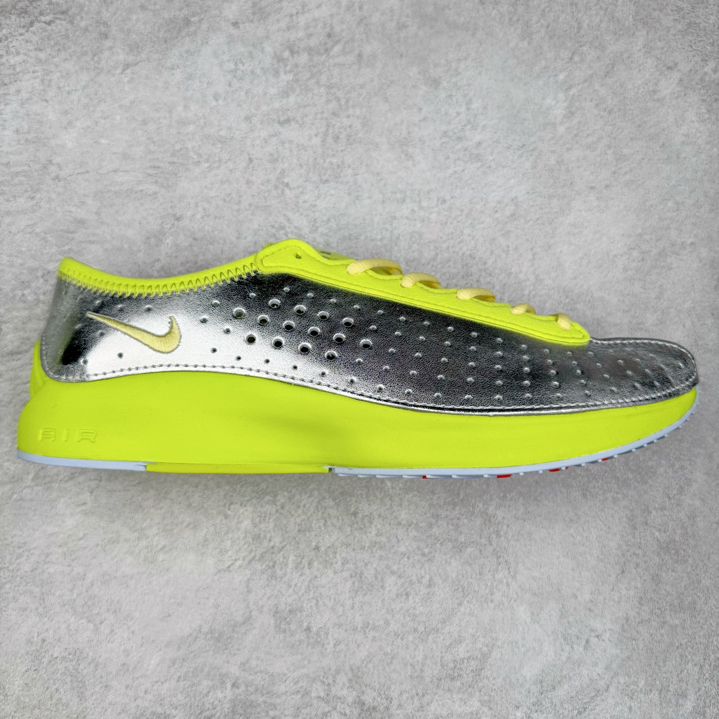 NK Air Superfly 舒适百搭防滑耐磨 低帮 休闲跑步鞋 实拍调校N版已经零色差零失真 百分百还原实物色彩所见即所得 不存在货不对板色差等低级问题 选购参考实物拍摄 不混卖不参货 只用心做好货严格选品 承诺混一赔十 尺码:36 36.5 37.5 38 38.5 39 40 40.5 41 42 42.5 43 44 44.5 45-选品中心