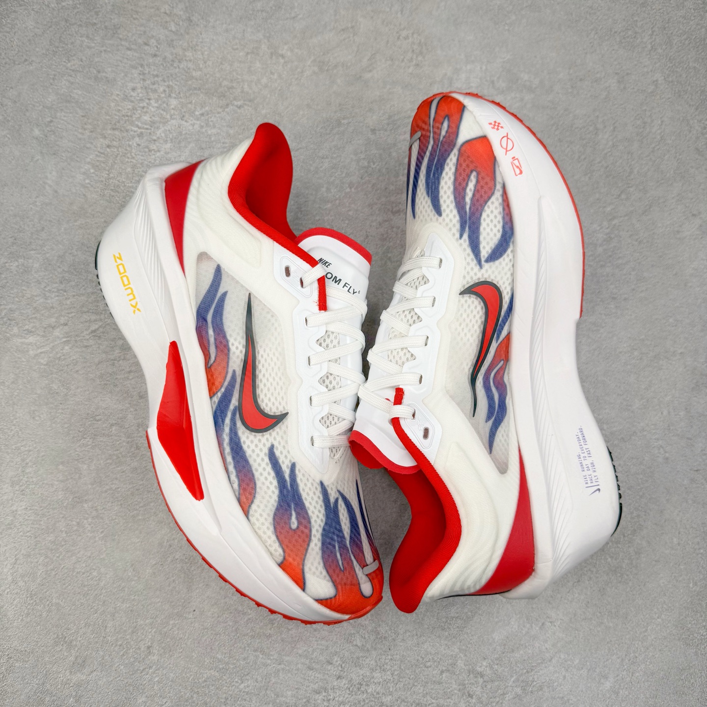 图片[3]-NK ZoomX Invincible Run Flyknit 6 轻量跑鞋 飞织低帮休闲运动慢跑鞋 HQ3498-100 此鞋专为短跑运动员而生 是为 5 至 10 公里距离的赛事和训练打造 整体设计采用流线型的轻质工程网眼材质构成鞋面 并与其他 Running 旗舰鞋款同样搭载全脚掌 ZoomX 缓冲中底 搭配 Pebax 物料与橡胶外底 ZoomX StreakFly 首发配色以Prototype呈现 其灵感是来自开发期间的磨损测试 透过编号的标记与内侧的预期跑步距离突出研发过程 尺码：36 36.5 37.5 38 38.5 39 40 40.5 41 42 42.5 43 44 45-选品中心