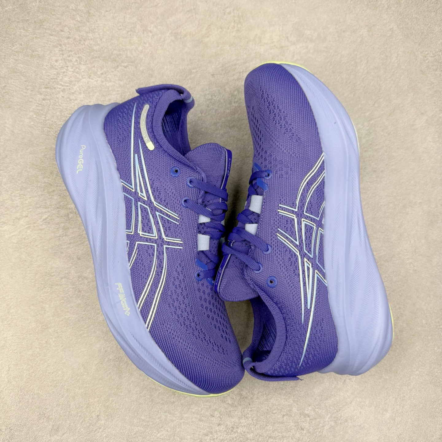 图片[3]-Asics GEL-Nimbus 26 亚瑟士缓震跑鞋 近年复古风潮的势头很旺 ASICS一直坚信保持身体的健康与活力是打造健康快乐的生活方式的最佳途径 ASICS为复古鞋型注入新设计 为玩家的街头穿搭提供了更多可能 GEL-NIMBUSTM9运动鞋最初是为中立和仰卧跑步者设计的长距离训练器 采用原始材料和关键细节重新设计 其Y2K时代的工业外观也被大胆的对比和色块所抵消 尺码：36 36.5 37.5 38 38.5 39 40 40.5 41.5 42 42.5 43.5 44 44.5 45-选品中心