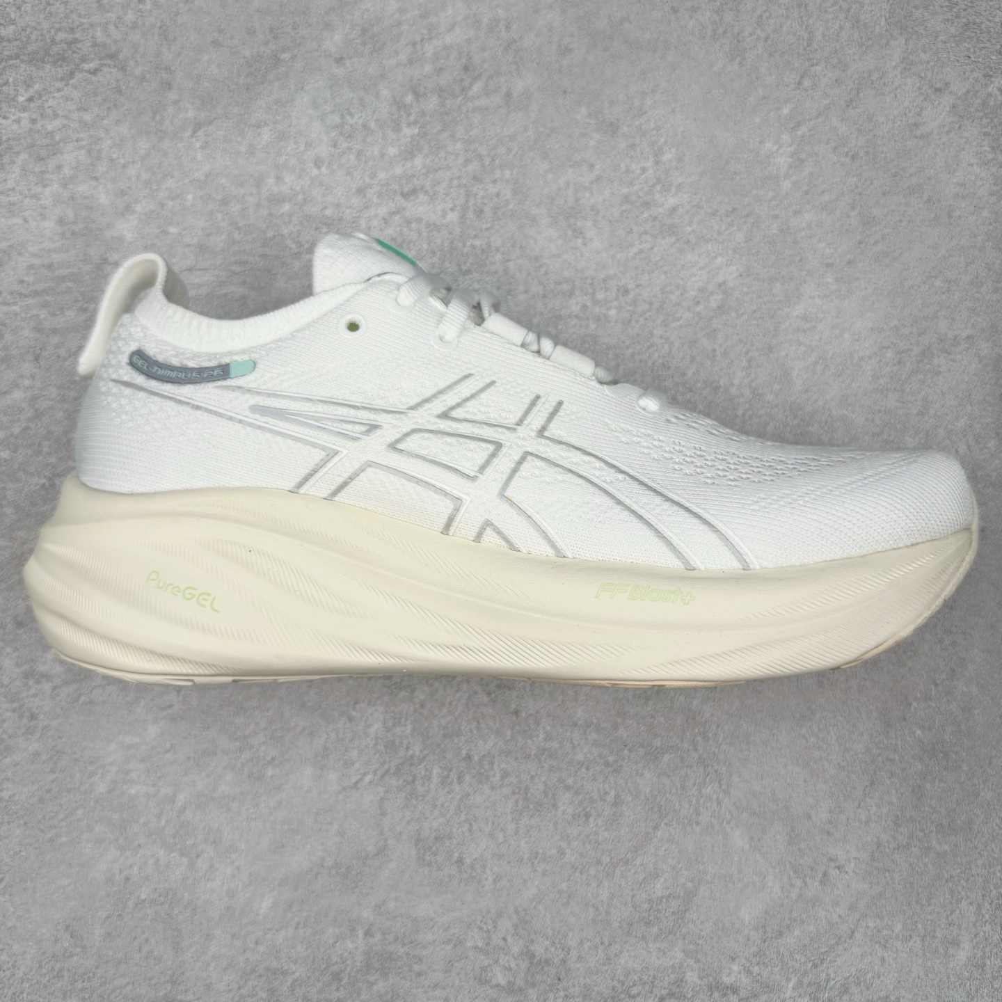 图片[7]-Asics GEL-Nimbus 26 亚瑟士缓震跑鞋 近年复古风潮的势头很旺 ASICS一直坚信保持身体的健康与活力是打造健康快乐的生活方式的最佳途径 ASICS为复古鞋型注入新设计 为玩家的街头穿搭提供了更多可能 GEL-NIMBUSTM9运动鞋最初是为中立和仰卧跑步者设计的长距离训练器 采用原始材料和关键细节重新设计 其Y2K时代的工业外观也被大胆的对比和色块所抵消 尺码：36 36.5 37.5 38 38.5 39 40 40.5 41.5 42 42.5 43.5 44 44.5 45-选品中心