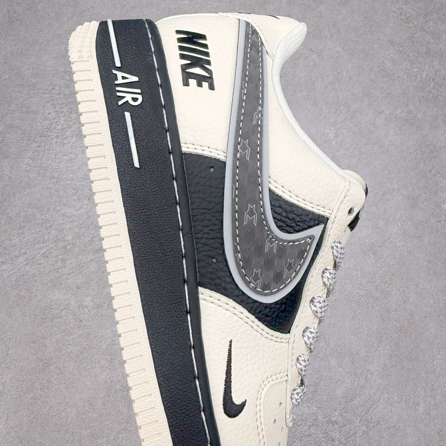 图片[6]-NK Air Force 1´07 Low 空军一号低帮百搭休闲运动板鞋 XX3168-206 柔软、弹性十足的缓震性能和出色的中底设计 横跨复古与现代的外型结合 造就出风靡全球 三十多年的Force 1 直到今天还深受青睐 实拍调校N版已经零色差零失真 百分百还原实物色彩所见即所得 不存在货不对板色差等低级问题 选购参考实物拍摄 不混卖不参货 只用心做好货严格选品 承诺混一赔十 尺码：36 36.5 37.5 38 38.5 39 40 40.5 41 42 42.5 43 44 44.5 45-选品中心