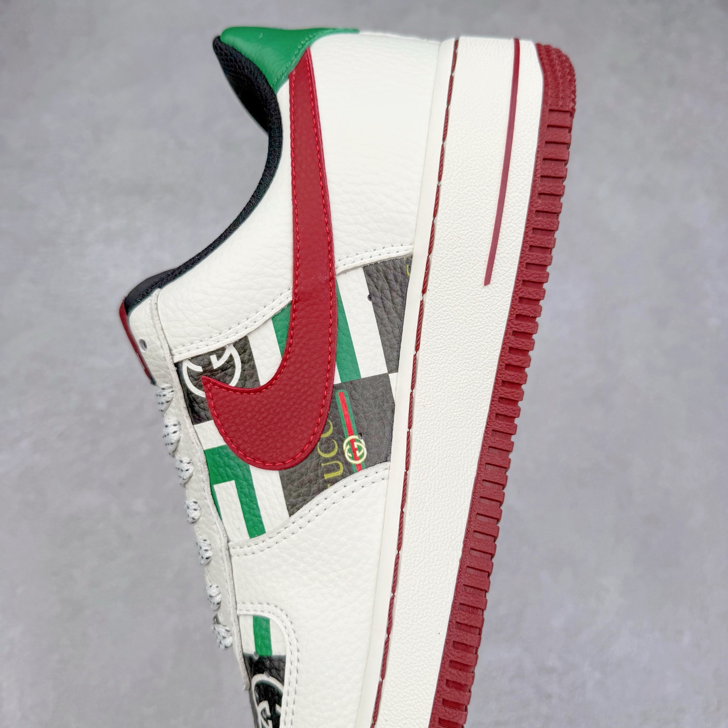 图片[7]-NK Air Force 1´07 Low 空军一号低帮百搭休闲运动板鞋 LW9279-012 柔软、弹性十足的缓震性能和出色的中底设计 横跨复古与现代的外型结合 造就出风靡全球 三十多年的Force 1 直到今天还深受青睐 实拍调校N版已经零色差零失真 百分百还原实物色彩所见即所得 不存在货不对板色差等低级问题 选购参考实物拍摄 不混卖不参货 只用心做好货严格选品 承诺混一赔十 尺码：36 36.5 37.5 38 38.5 39 40 40.5 41 42 42.5 43 44 44.5 45-选品中心