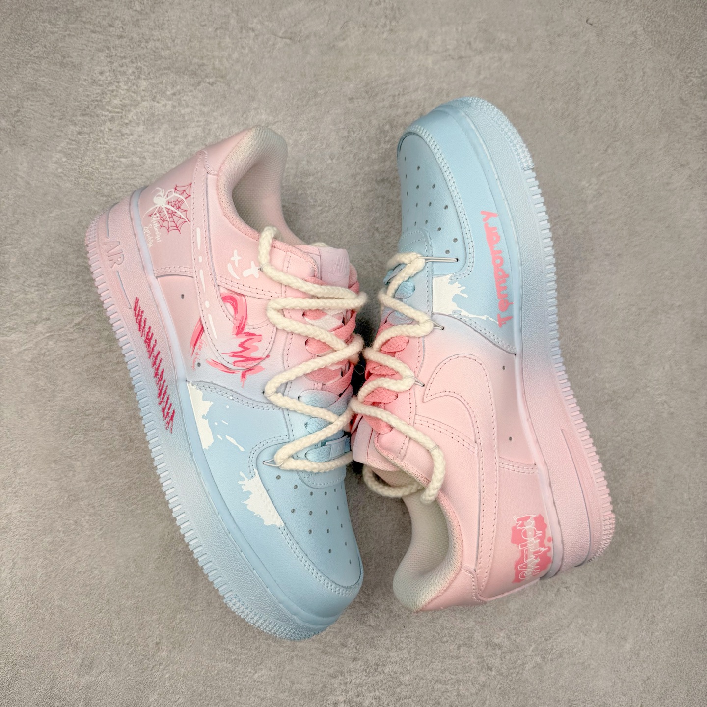 图片[3]-NK Air Force 1´07 Low 空军一号低帮百搭休闲运动板鞋 QX2032-707 柔软、弹性十足的缓震性能和出色的中底设计 横跨复古与现代的外型结合 造就出风靡全球 三十多年的Force 1 直到今天还深受青睐 实拍调校N版已经零色差零失真 百分百还原实物色彩所见即所得 不存在货不对板色差等低级问题 选购参考实物拍摄 不混卖不参货 只用心做好货严格选品 承诺混一赔十 尺码：36 36.5 37.5 38 38.5 39 40 40.5 41 42 42.5 43 44 44.5 45-选品中心