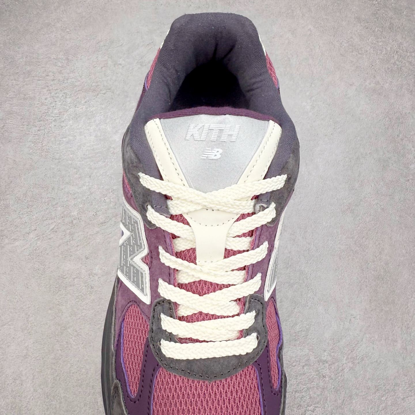 图片[5]-New Balance NB2010系列新百伦经典复古休闲运动板鞋 以ENCAP中底配以升级版 N-ERGY缓震物料 鞋面则采用特色的柔软麂皮搭以NewBalance经典的尼龙网布 低调中还原跑鞋本真 更年轻化的设计理念与材质 让新世代青年得以用全新视角体验经典鞋款的传奇魅力尺码：36 37 37.5 38 38.5 39.5 40 40.5 41.5 42 42.5 43 44 45-选品中心