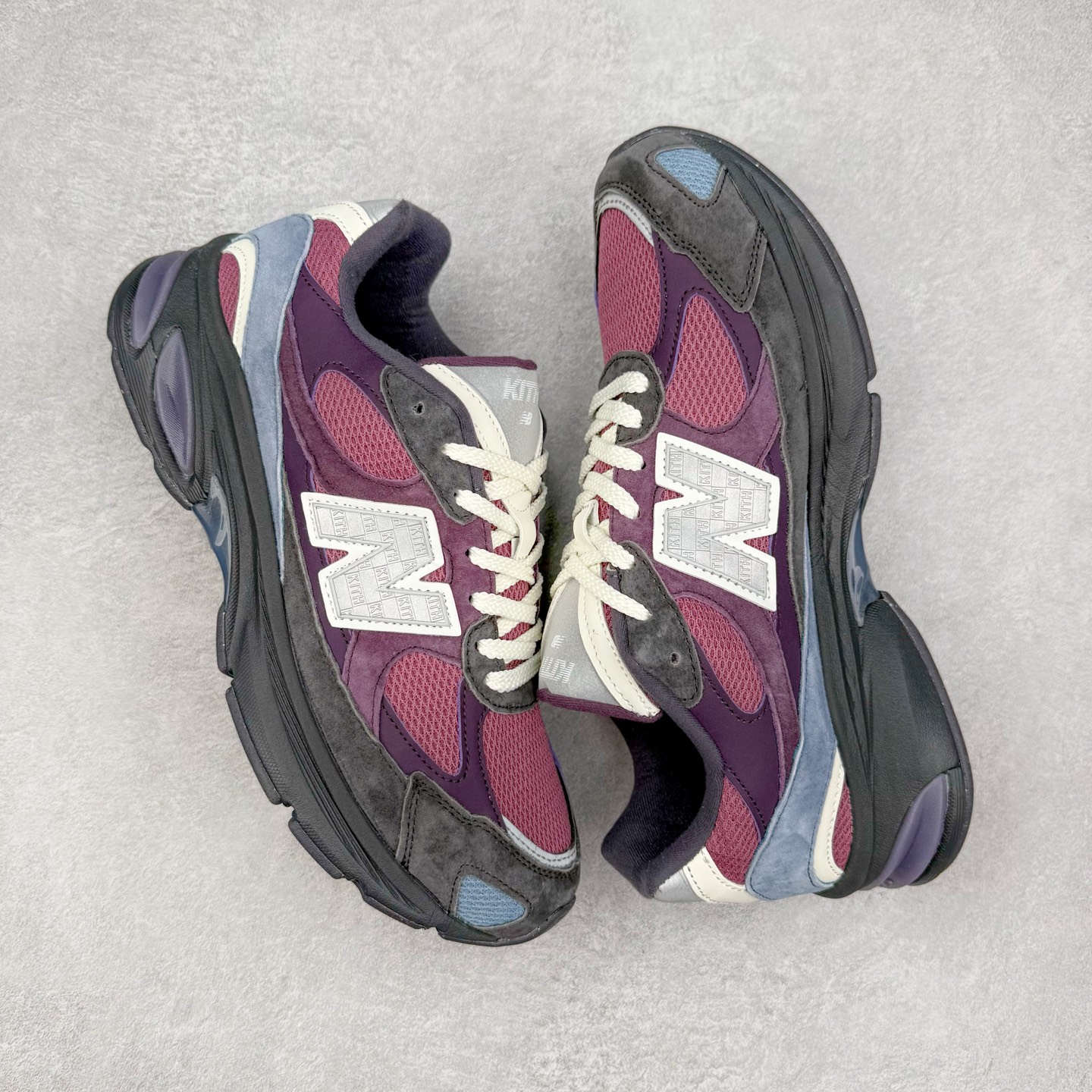 图片[3]-New Balance NB2010系列新百伦经典复古休闲运动板鞋 以ENCAP中底配以升级版 N-ERGY缓震物料 鞋面则采用特色的柔软麂皮搭以NewBalance经典的尼龙网布 低调中还原跑鞋本真 更年轻化的设计理念与材质 让新世代青年得以用全新视角体验经典鞋款的传奇魅力尺码：36 37 37.5 38 38.5 39.5 40 40.5 41.5 42 42.5 43 44 45-选品中心