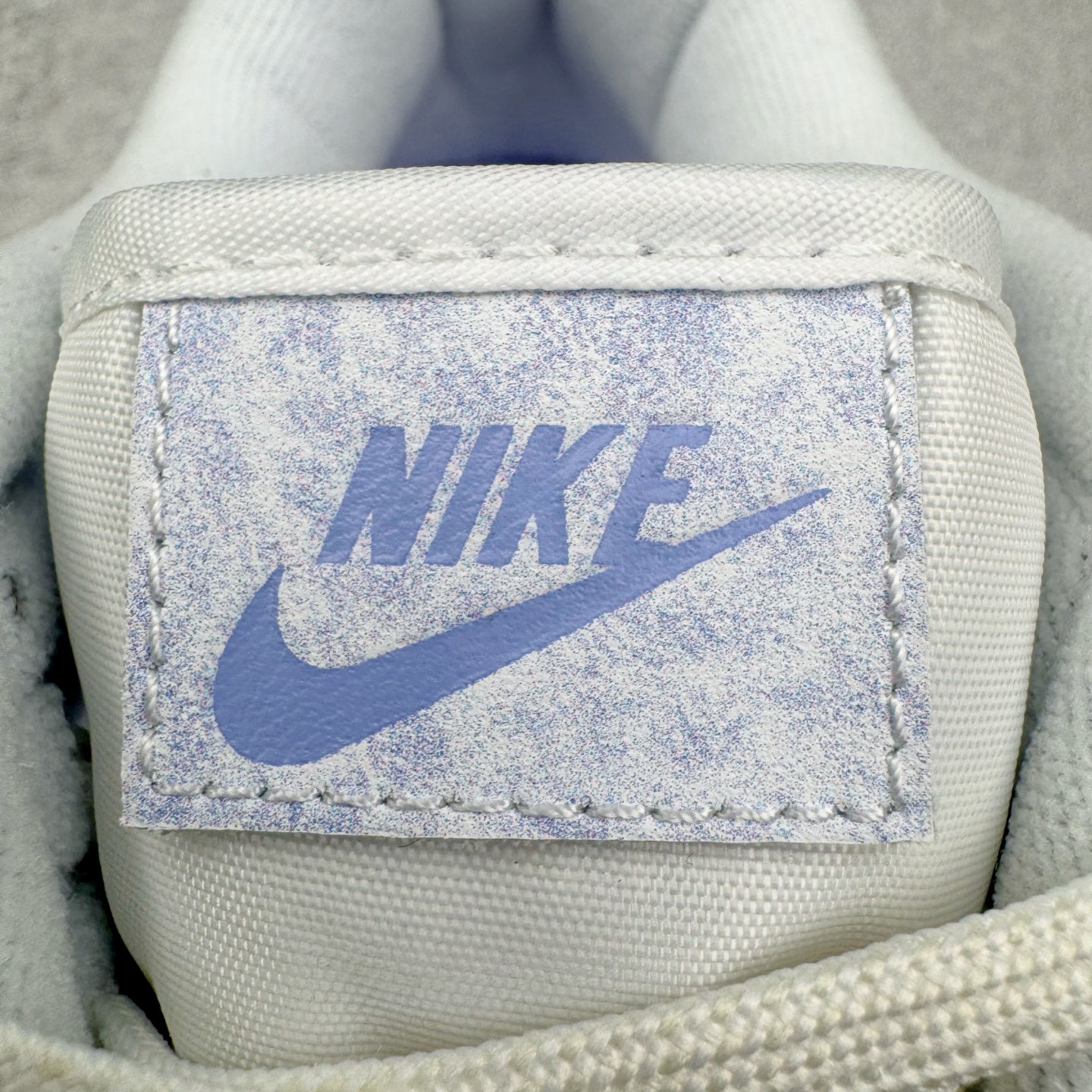 图片[17]-＃YC纯原 NK Dunk Low Purple Pulse 紫色扎染 DM9467-500 实力大厂出品 新配色陆续开发 利润个位数只为口碑 全套原纸板楦头开发 确保原汁原味 完美呈现DUNK版型 一比一鞋头弧度高度鞋身弧度 此版本只针对中端市场 皮料材质有所更替 其他数据细节工艺流程均保持一致 绝不口嗨 细节品控鞋型随意对比 独家私模官方第六代原厂航空铝磨具打磨大底 鞋头坡度极致还原 无解鞋型 原盒原配 圈内天花板工艺 原厂玻璃冲刀 超高清洁度 全鞋零毛边皮料切割 原厂中底布点胶 中底布拉帮走线遵循公司 尺码：36 36.5 37.5 38 38.5 39 40 40.5 41 42 42.5 43 44 44.5 45 46-选品中心