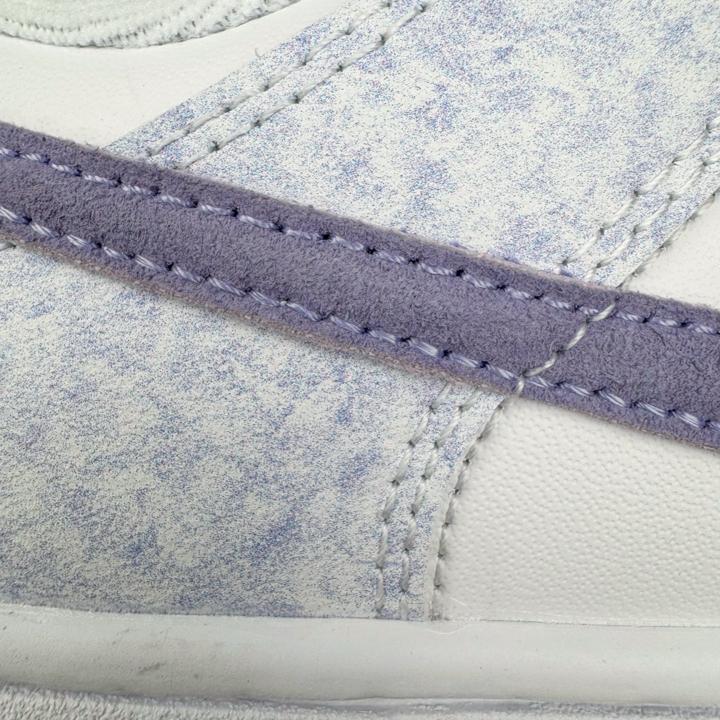 图片[12]-＃YC纯原 NK Dunk Low Purple Pulse 紫色扎染 DM9467-500 实力大厂出品 新配色陆续开发 利润个位数只为口碑 全套原纸板楦头开发 确保原汁原味 完美呈现DUNK版型 一比一鞋头弧度高度鞋身弧度 此版本只针对中端市场 皮料材质有所更替 其他数据细节工艺流程均保持一致 绝不口嗨 细节品控鞋型随意对比 独家私模官方第六代原厂航空铝磨具打磨大底 鞋头坡度极致还原 无解鞋型 原盒原配 圈内天花板工艺 原厂玻璃冲刀 超高清洁度 全鞋零毛边皮料切割 原厂中底布点胶 中底布拉帮走线遵循公司 尺码：36 36.5 37.5 38 38.5 39 40 40.5 41 42 42.5 43 44 44.5 45 46-选品中心