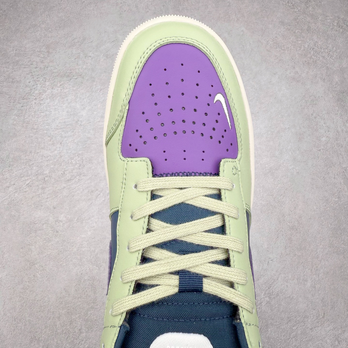 图片[4]-NK SB Force 58 空军58系列低帮休闲运动滑板板鞋 DV5476-300 鞋面由帆布和麂皮拼接 层次感丰富 搭配硫化外底 耐磨耐穿 鞋舌及中底后跟处饰有SB Logo 表明鞋款身份 采用包边设计 经久耐穿 硫化结构则有效提升灵活性 穿上这款全新推出的创意力作 助你耀动街头 尺码：36 36.5 37.5 38 38.5 39 40 40.5 41 42 42.5 43 44 45-选品中心