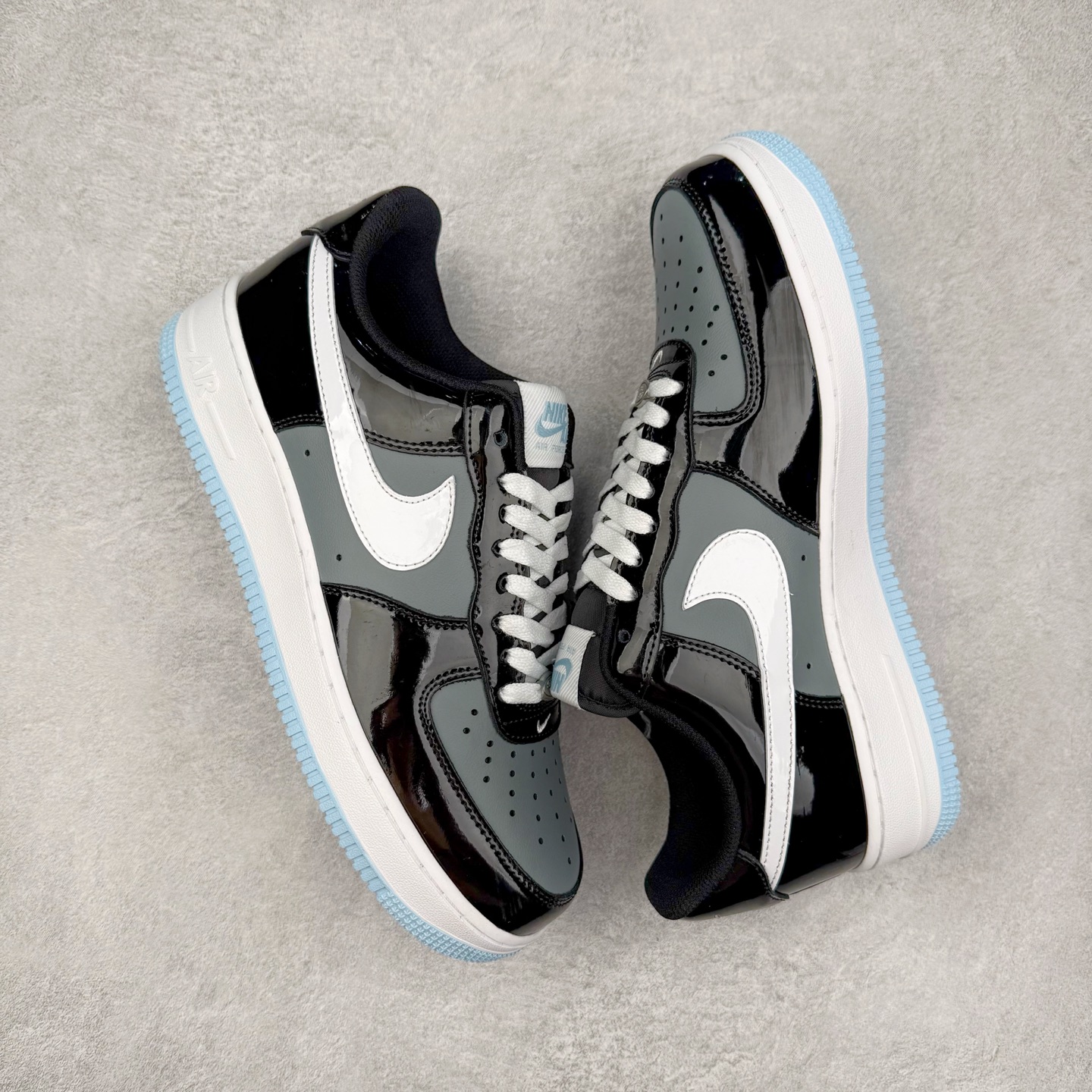 图片[3]-NK Air Force 1´07 Low 空军一号低帮百搭休闲运动板鞋 DF0188-068 柔软、弹性十足的缓震性能和出色的中底设计 横跨复古与现代的外型结合 造就出风靡全球 三十多年的Force 1 直到今天还深受青睐 实拍调校N版已经零色差零失真 百分百还原实物色彩所见即所得 不存在货不对板色差等低级问题 选购参考实物拍摄 不混卖不参货 只用心做好货严格选品 承诺混一赔十 尺码：36 36.5 37.5 38 38.5 39 40 40.5 41 42 42.5 43 44 44.5 45-选品中心