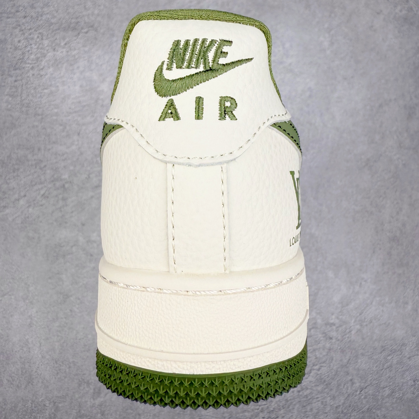 图片[8]-NK Air Force 1´07 Low 空军一号低帮百搭休闲运动板鞋 XX3168-192 柔软、弹性十足的缓震性能和出色的中底设计 横跨复古与现代的外型结合 造就出风靡全球 三十多年的Force 1 直到今天还深受青睐 实拍调校N版已经零色差零失真 百分百还原实物色彩所见即所得 不存在货不对板色差等低级问题 选购参考实物拍摄 不混卖不参货 只用心做好货严格选品 承诺混一赔十 尺码：36 36.5 37.5 38 38.5 39 40 40.5 41 42 42.5 43 44 44.5 45-选品中心