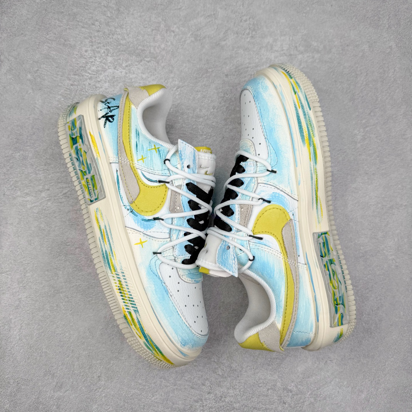 图片[3]-NK Air Force 1´07 Low 空军一号低帮百搭休闲运动板鞋 DV6984-011 柔软、弹性十足的缓震性能和出色的中底设计 横跨复古与现代的外型结合 造就出风靡全球 三十多年的Force 1 直到今天还深受青睐 实拍调校N版已经零色差零失真 百分百还原实物色彩所见即所得 不存在货不对板色差等低级问题 选购参考实物拍摄 不混卖不参货 只用心做好货严格选品 承诺混一赔十 尺码：36 36.5 37.5 38 38.5 39 40 40.5 41 42 42.5 43 44 44.5 45-选品中心