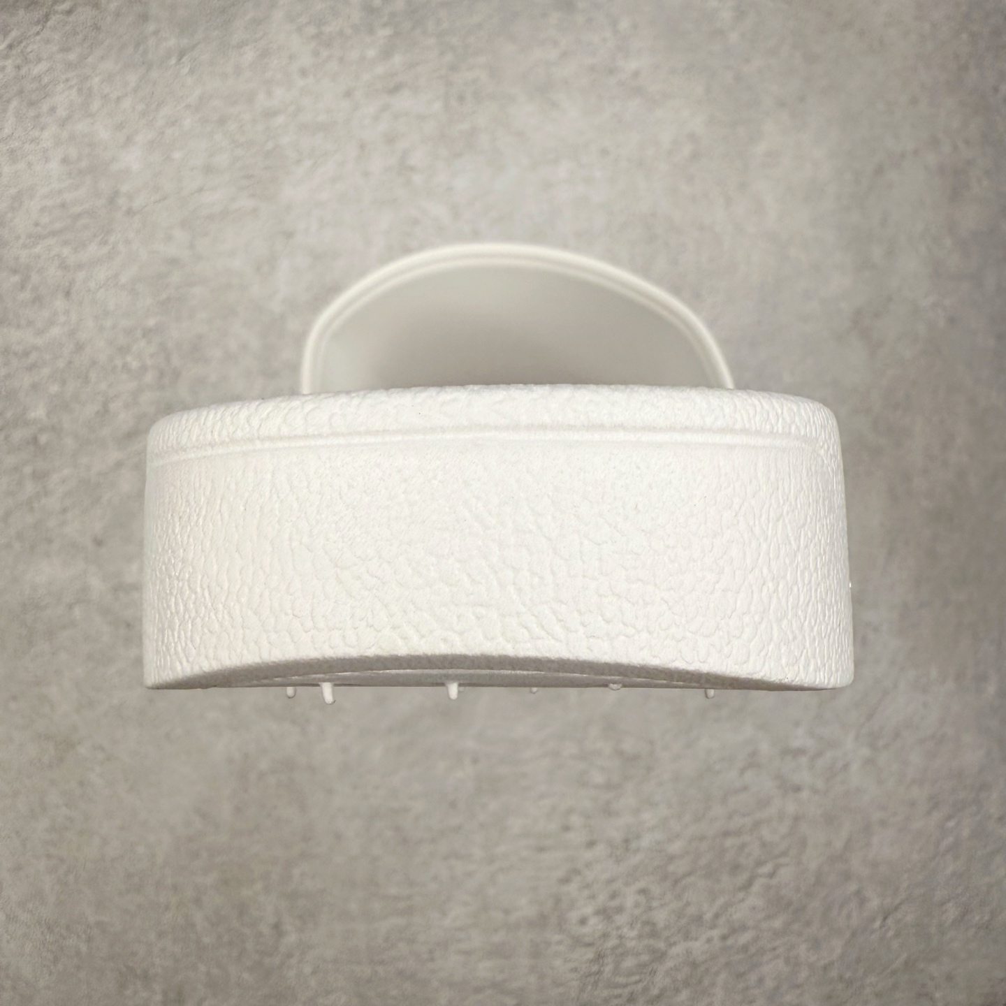 图片[8]-＃HP Arcteryx SYLAN 始祖鸟舒适防滑防磨一字拖鞋 男女同款 Arcteryx中文名始祖鸟 加拿大户外服饰品牌 1989年创立于加拿大温哥华 始祖鸟来自加拿大海岸山脉 植根高山的专业户外品牌 始终秉承对精湛设计和工艺孜孜以求的准则 从1989年创立至今 Arcteryx始终不断在产品设计与做工上不惜工本 以满足始祖鸟的标准 品质、设计以及精简的理念造就了其良好的性能 并能满足严苛环境下的使用需求 尺码：39 40 41 42 43 44 45-选品中心