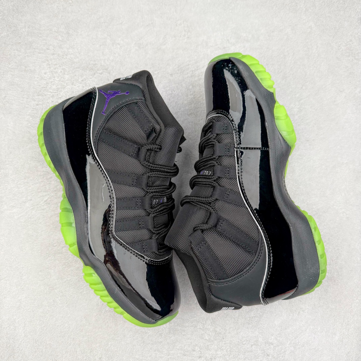 图片[3]-＃头层真碳福利 Air Jordan AJ11 系列 黑绿 IB1378-001 原盒原配 原鞋开模 鞋型零差距 正确中底 正确背垫刷胶 正确注胶孔 钢印加持 真实原厂碳纤 尺码：36 36.5 37.5 38 38.5 39 40 40.5 41 42 42.5 43 44 44.5 45 46-选品中心