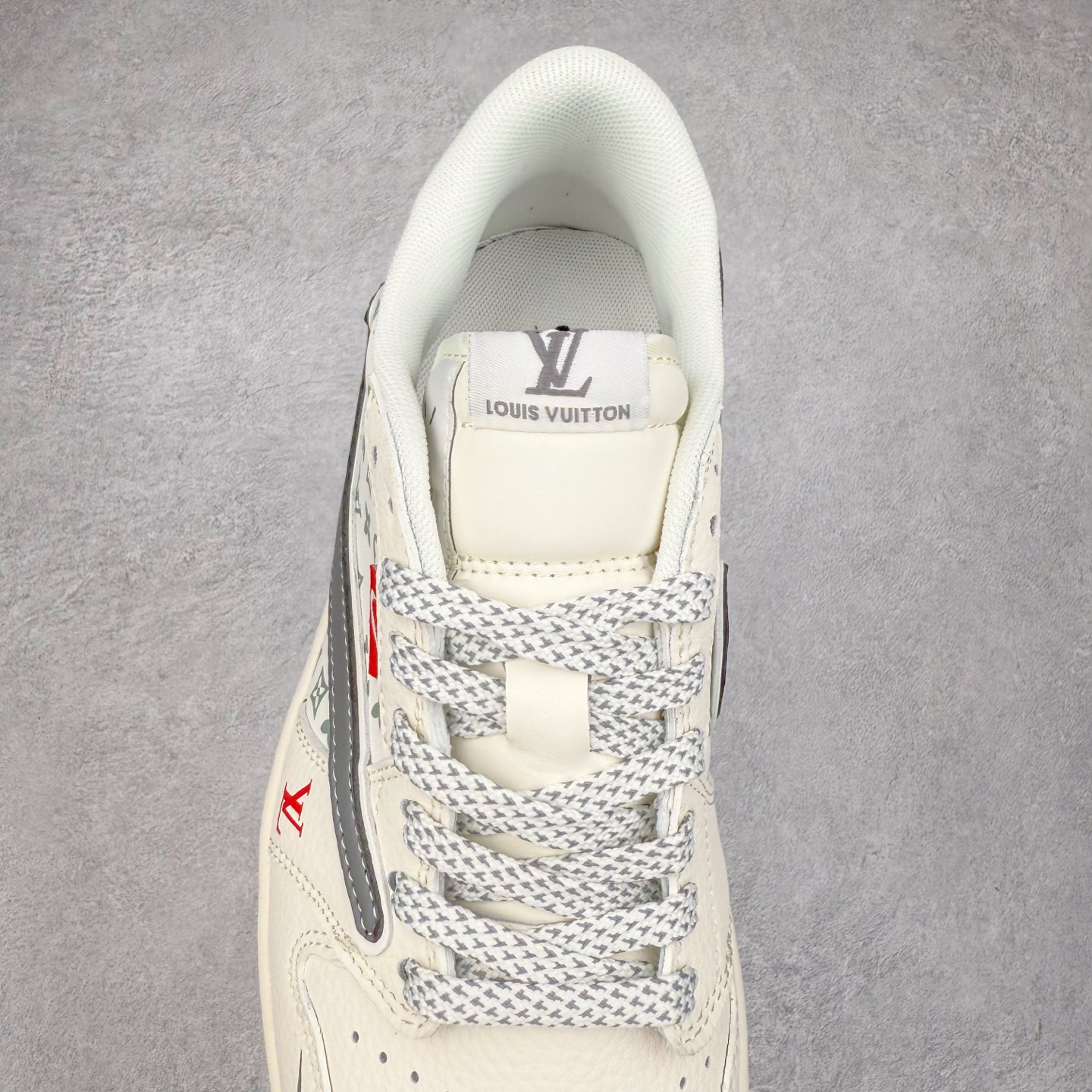 图片[5]-TS x Air Jordan AJ1 Low 倒钩低帮联名定制配色 YX5066-336 原厂内置气垫魔块 A模大底 头层小牛皮 鞋舌AJ原厂专用牛津布+AJ专用反口珍珠布+原厂无杂质高弹内里海棉+特殊封边弹力鞋带 实拍调校N版已经零色差零失真 百分百还原实物色彩所见即所得 不存在货不对板色差等低级问题 选购参考实物拍摄 不混卖不参货 只用心做好货严格选品 承诺混一赔十 尺码：36 36.5 37.5 38 38.5 39 40 40.5 41 42 42.5 43 44 44.5 45-选品中心