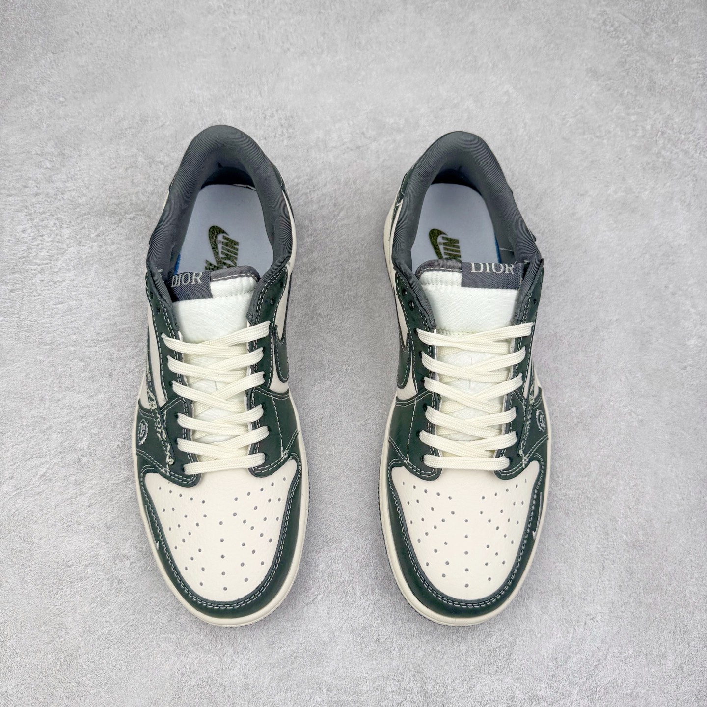 图片[2]-TS x Air Jordan AJ1 Low 倒钩低帮联名定制配色 LD2025-032 原厂内置气垫魔块 A模大底 头层小牛皮 鞋舌AJ原厂专用牛津布+AJ专用反口珍珠布+原厂无杂质高弹内里海棉+特殊封边弹力鞋带 实拍调校N版已经零色差零失真 百分百还原实物色彩所见即所得 不存在货不对板色差等低级问题 选购参考实物拍摄 不混卖不参货 只用心做好货严格选品 承诺混一赔十 尺码：36 36.5 37.5 38 38.5 39 40 40.5 41 42 42.5 43 44 44.5 45-选品中心