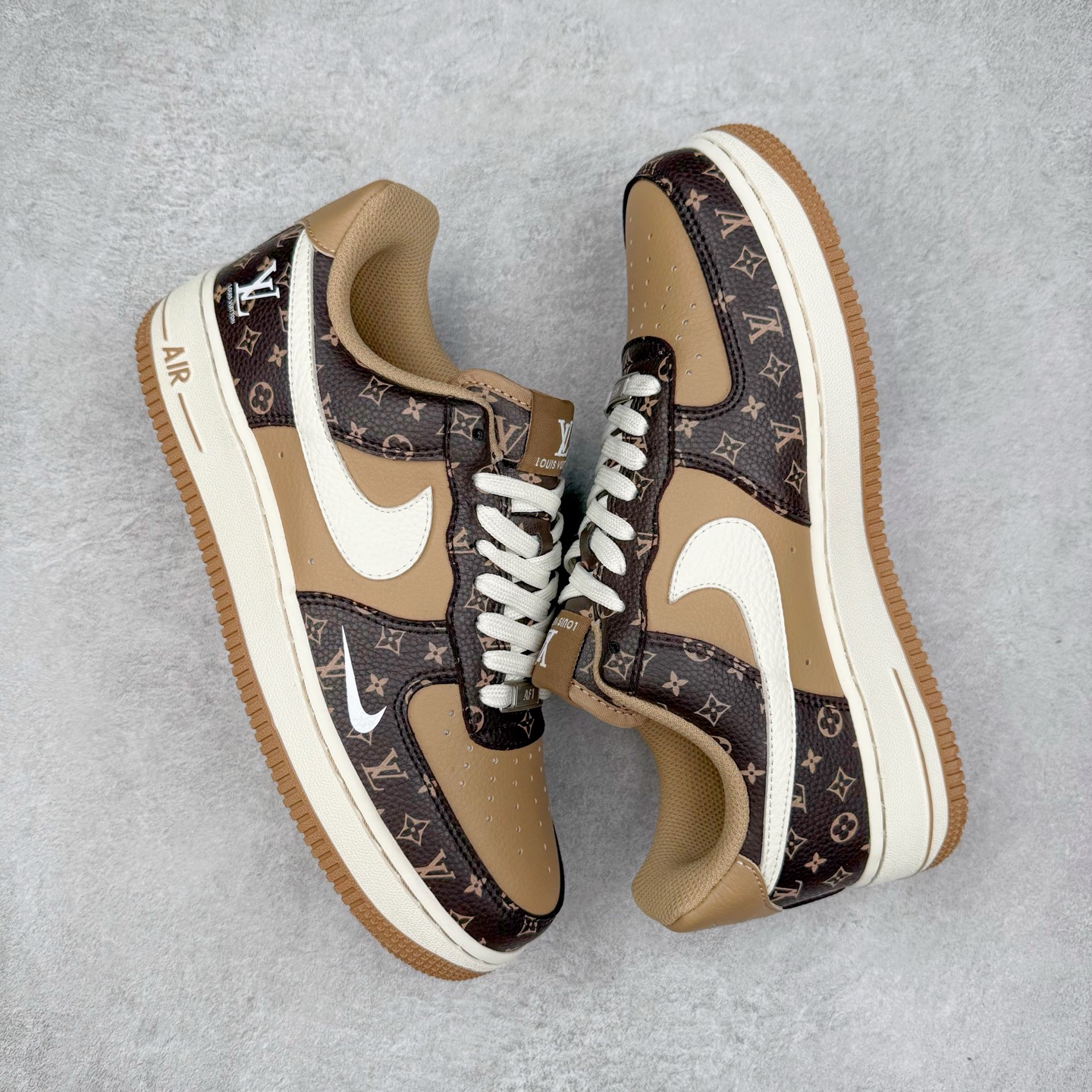 图片[3]-NK Air Force 1´07 Low 空军一号低帮百搭休闲运动板鞋 LW9279-009 柔软、弹性十足的缓震性能和出色的中底设计 横跨复古与现代的外型结合 造就出风靡全球 三十多年的Force 1 直到今天还深受青睐 实拍调校N版已经零色差零失真 百分百还原实物色彩所见即所得 不存在货不对板色差等低级问题 选购参考实物拍摄 不混卖不参货 只用心做好货严格选品 承诺混一赔十 尺码：36 36.5 37.5 38 38.5 39 40 40.5 41 42 42.5 43 44 44.5 45-选品中心