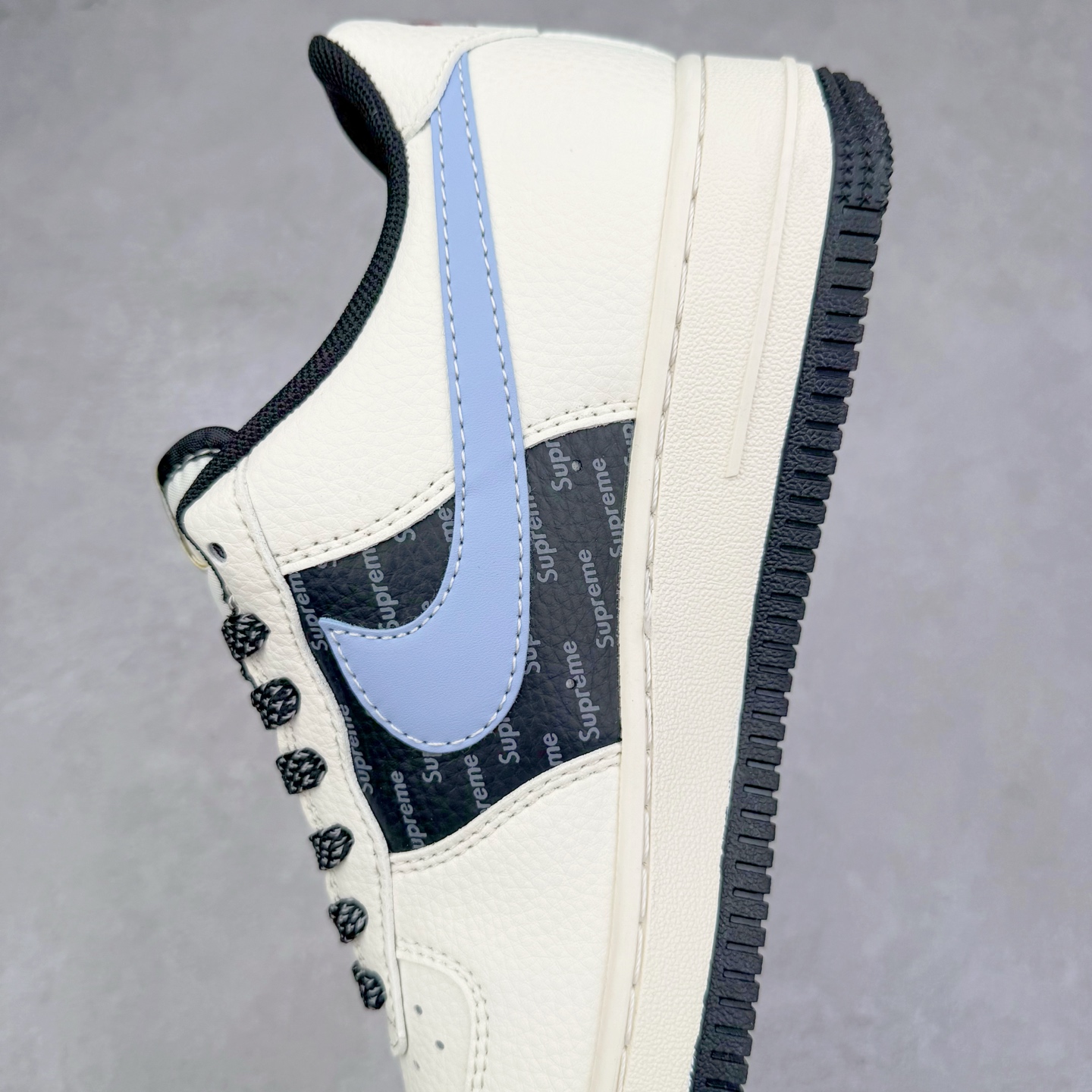 图片[7]-NK Air Force 1´07 Low 空军一号低帮百搭休闲运动板鞋 ZH2598-311 柔软、弹性十足的缓震性能和出色的中底设计 横跨复古与现代的外型结合 造就出风靡全球 三十多年的Force 1 直到今天还深受青睐 实拍调校N版已经零色差零失真 百分百还原实物色彩所见即所得 不存在货不对板色差等低级问题 选购参考实物拍摄 不混卖不参货 只用心做好货严格选品 承诺混一赔十 尺码：36 36.5 37.5 38 38.5 39 40 40.5 41 42 42.5 43 44 44.5 45-选品中心