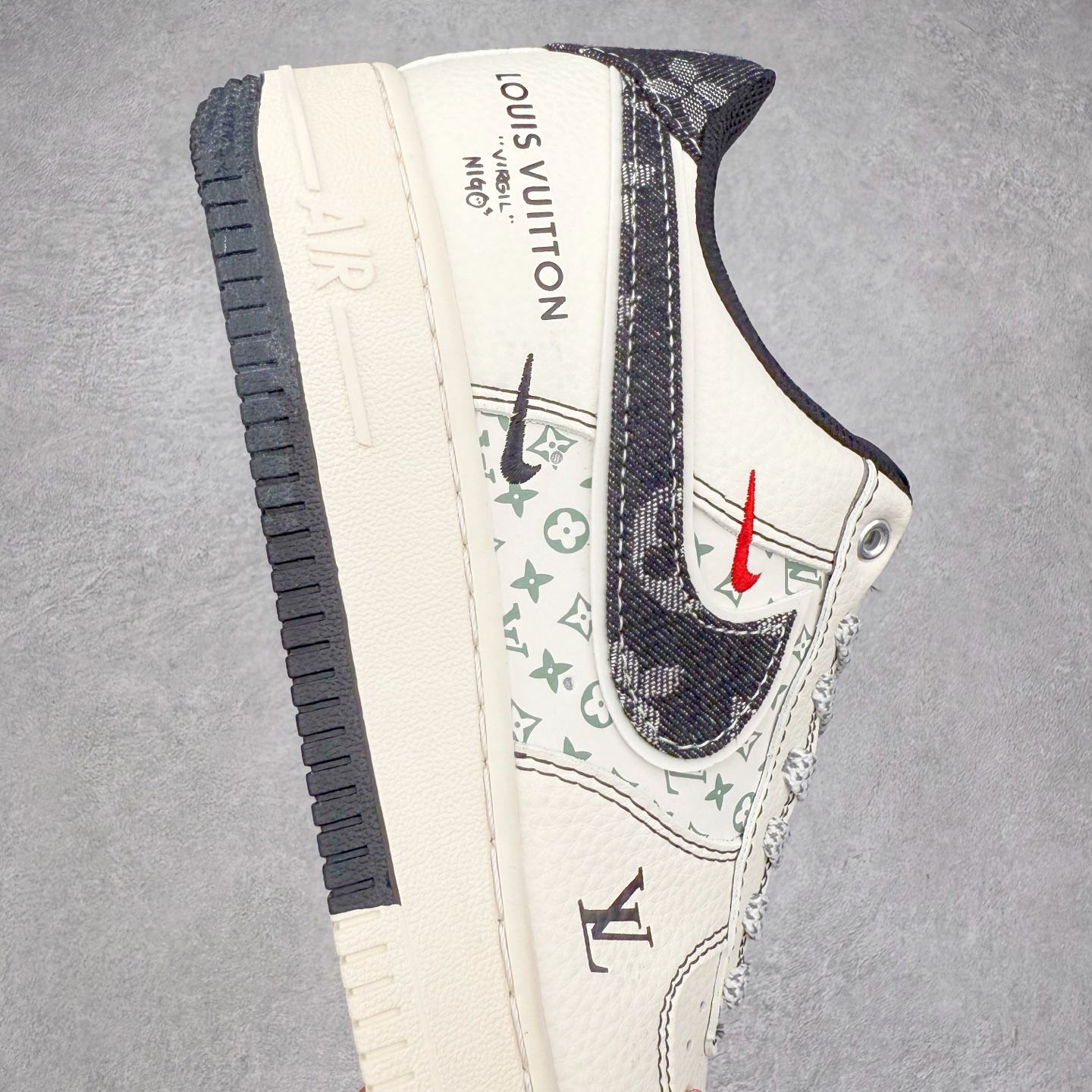 图片[6]-NK Air Force 1´07 Low 空军一号低帮百搭休闲运动板鞋 YX5066-341 柔软、弹性十足的缓震性能和出色的中底设计 横跨复古与现代的外型结合 造就出风靡全球 三十多年的Force 1 直到今天还深受青睐 实拍调校N版已经零色差零失真 百分百还原实物色彩所见即所得 不存在货不对板色差等低级问题 选购参考实物拍摄 不混卖不参货 只用心做好货严格选品 承诺混一赔十 尺码：36 36.5 37.5 38 38.5 39 40 40.5 41 42 42.5 43 44 44.5 45-选品中心