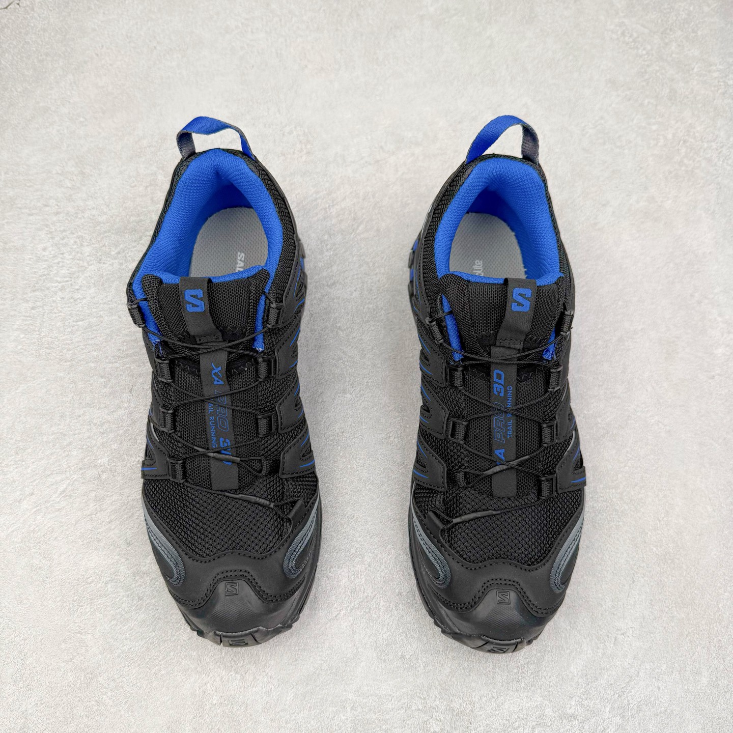 图片[2]-＃HP纯原 SALOMON XA Pro 3D ADV 萨洛蒙潮流越野机能户外功能鞋 虎扑平台特供订单 耗时半年巨作 全套原纸板楦头开发 原厂特供网布配套加持 确保原汁原味 完美呈现版型 原档数据独家私模五层组合大底 男女鞋同步官方开发至46.5 原装Ortholite轻量化鞋垫 中底布带钢印编号 原厂TPU锁扣 进口港宝加持 后跟自然饱满 还原公司包裹性 鞋面采用SENSIFT贴合技术 全方位贴合包裹脚型 鞋跟部鞋底牵引设计 提供强大的抓地性能 更适应野外崎岖不平的道路 其3D ADVANCED CHASSIS底盘 材料轻量大化 钉齿设计更具稳定性 防护性 鞋底易磨损区运用CONTAGRIP高耐磨材料 应对城市硬质路面长距离跑考验 尺码：36 36.5 37.5 38 38.5 39 40 40.5 41 42 42.5 43 44 44.5 45 46 46.5-选品中心