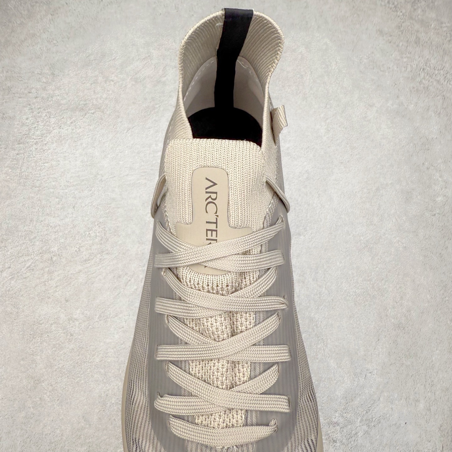 图片[5]-＃HP Arcteryx Norvan SL 3 始祖鸟时尚舒适防滑透气轻便低帮跑步鞋 Arcteryx中文名始祖鸟 加拿大户外服饰品牌 1989年创立于加拿大温哥华 始祖鸟来自加拿大海岸山脉 植根高山的专业户外品牌 始终秉承对精湛设计和工艺孜孜以求的准则 从1989年创立至今 Arcteryx始终不断在产品设计与做工上不惜工本 以满足始祖鸟的标准 品质、设计以及精简的理念造就了其良好的性能 并能满足严苛环境下的使用需求 尺码：40 41 42 43 44 45-选品中心