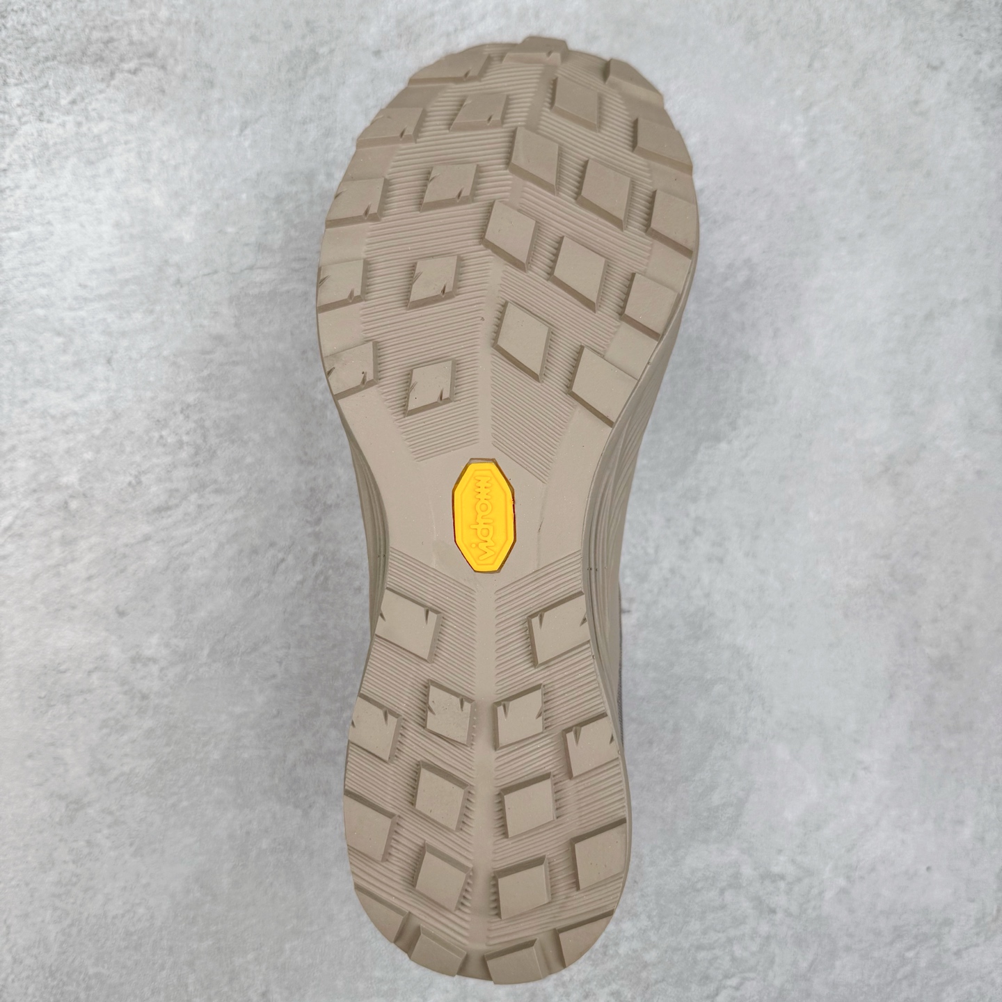 图片[9]-＃HP Arcteryx Norvan SL 3 始祖鸟时尚舒适防滑透气轻便低帮跑步鞋 Arcteryx中文名始祖鸟 加拿大户外服饰品牌 1989年创立于加拿大温哥华 始祖鸟来自加拿大海岸山脉 植根高山的专业户外品牌 始终秉承对精湛设计和工艺孜孜以求的准则 从1989年创立至今 Arcteryx始终不断在产品设计与做工上不惜工本 以满足始祖鸟的标准 品质、设计以及精简的理念造就了其良好的性能 并能满足严苛环境下的使用需求 尺码：40 41 42 43 44 45-选品中心