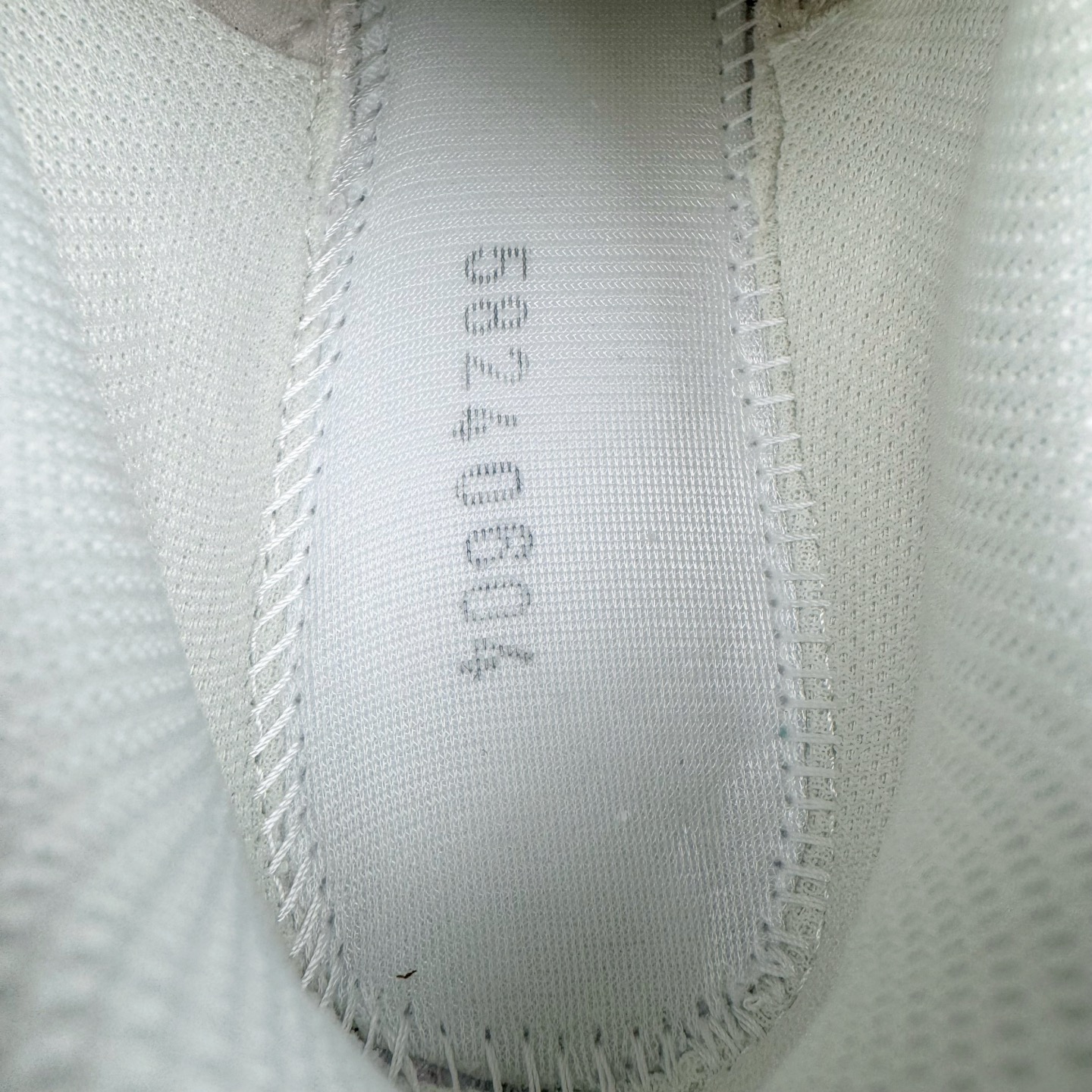 图片[10]-＃ZC总裁 Asics Gel-Kayano K14 亚瑟士系列复古舒适织物合成革减震防滑耐磨低帮休闲跑步鞋 市场顶级版本 原装纸板楦头开发 独家私模五层组合大底 原厂定制缓震硅胶加持 原盒原配 官方四联吊牌 一比一同步原鞋工艺和用料 鞋面原厂“三明治”多层网布 区别其他同价版本 鞋垫采用原厂OrthoLite欧索莱材质 非普通海玻璃鞋垫 后跟一样采用了GEL缓震胶 整体系列设计非常的科技感 锻炼跑步的同时让你一样时尚百搭 尺码：36 37 37.5 38 39 39.5 40 40.5 41.5 42 42.5 43.5 44 44.5 45 46-选品中心