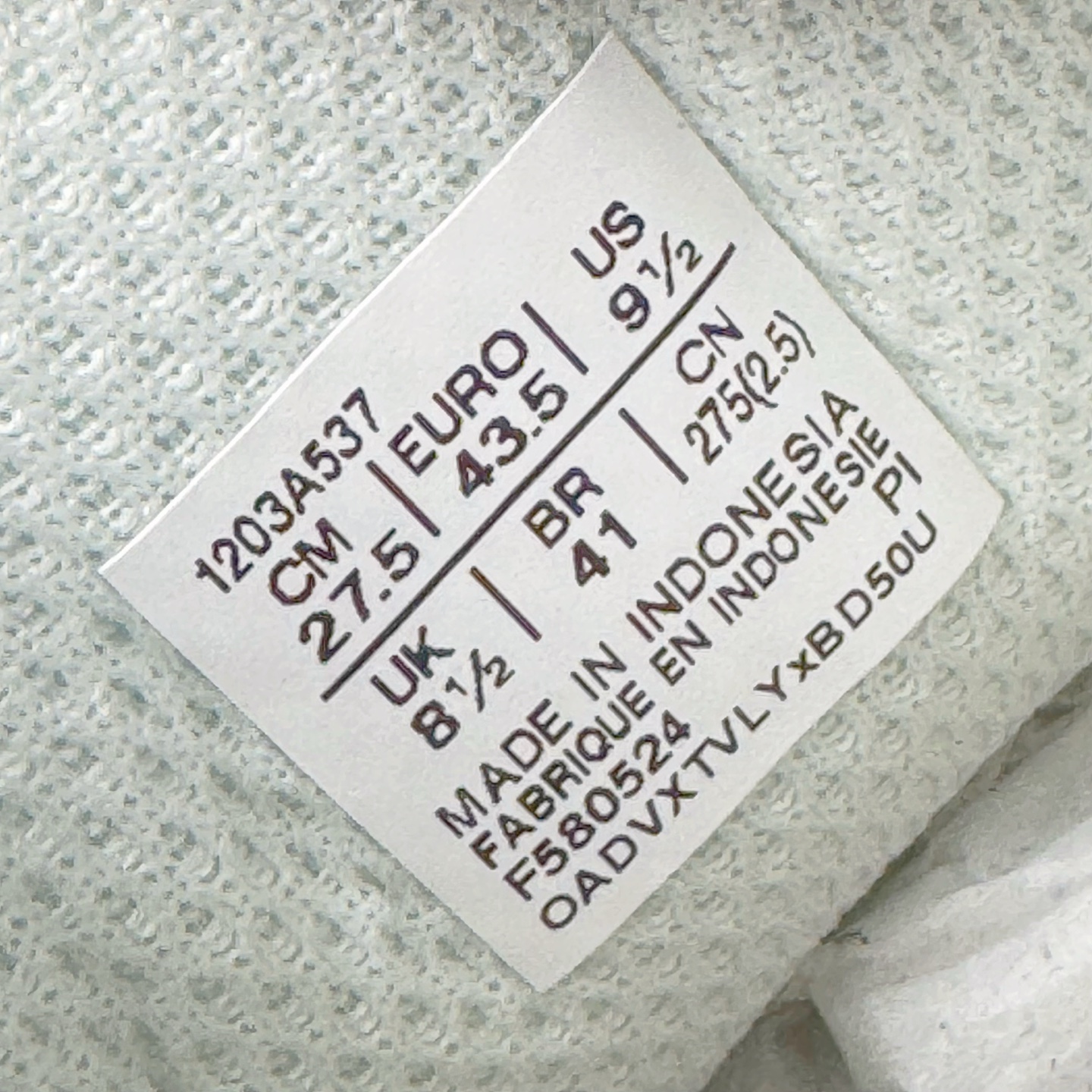 图片[11]-＃ZC总裁 Asics Gel-Kayano K14 亚瑟士系列复古舒适织物合成革减震防滑耐磨低帮休闲跑步鞋 市场顶级版本 原装纸板楦头开发 独家私模五层组合大底 原厂定制缓震硅胶加持 原盒原配 官方四联吊牌 一比一同步原鞋工艺和用料 鞋面原厂“三明治”多层网布 区别其他同价版本 鞋垫采用原厂OrthoLite欧索莱材质 非普通海玻璃鞋垫 后跟一样采用了GEL缓震胶 整体系列设计非常的科技感 锻炼跑步的同时让你一样时尚百搭 尺码：36 37 37.5 38 39 39.5 40 40.5 41.5 42 42.5 43.5 44 44.5 45 46-选品中心