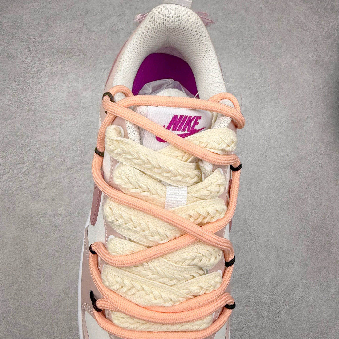 图片[5]-＃福利特价 NK Court Borough Low CB2 低帮百搭透气休闲运动板鞋 绑带解构风定制配色 原数据独家私模大底 经典耐用的设计 兼顾舒适脚感和出众风范 演绎匠心之作 结构性的支撑贴合感结合复古篮球设计 塑就场外全明星风范 尺码：36 36.5 37.5 38 38.5 39 40 40.5 41 42 42.5 43 44 44.5 45 46-选品中心