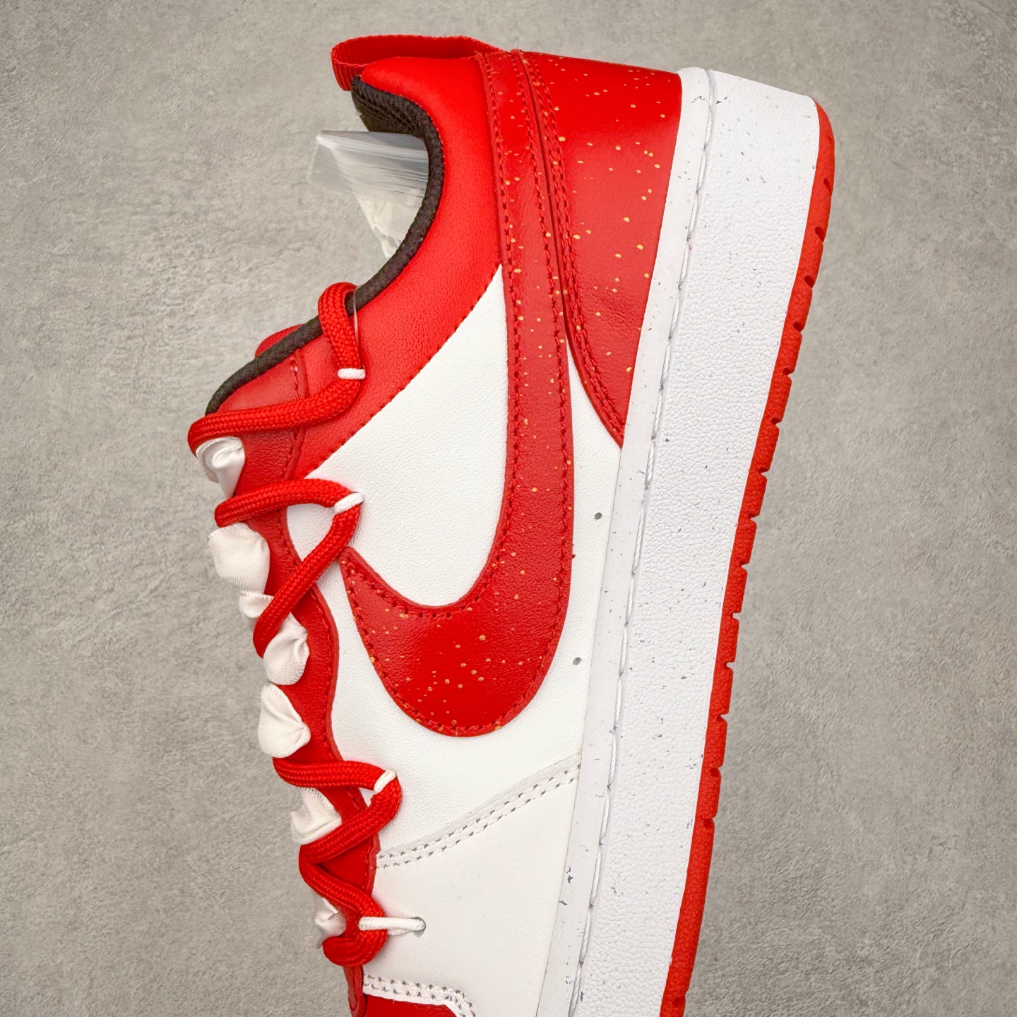 图片[7]-＃福利特价 NK Court Borough Low CB2 低帮百搭透气休闲运动板鞋 绑带解构风定制配色 原数据独家私模大底 经典耐用的设计 兼顾舒适脚感和出众风范 演绎匠心之作 结构性的支撑贴合感结合复古篮球设计 塑就场外全明星风范 尺码：36 36.5 37.5 38 38.5 39 40 40.5 41 42 42.5 43 44 44.5 45 46-选品中心