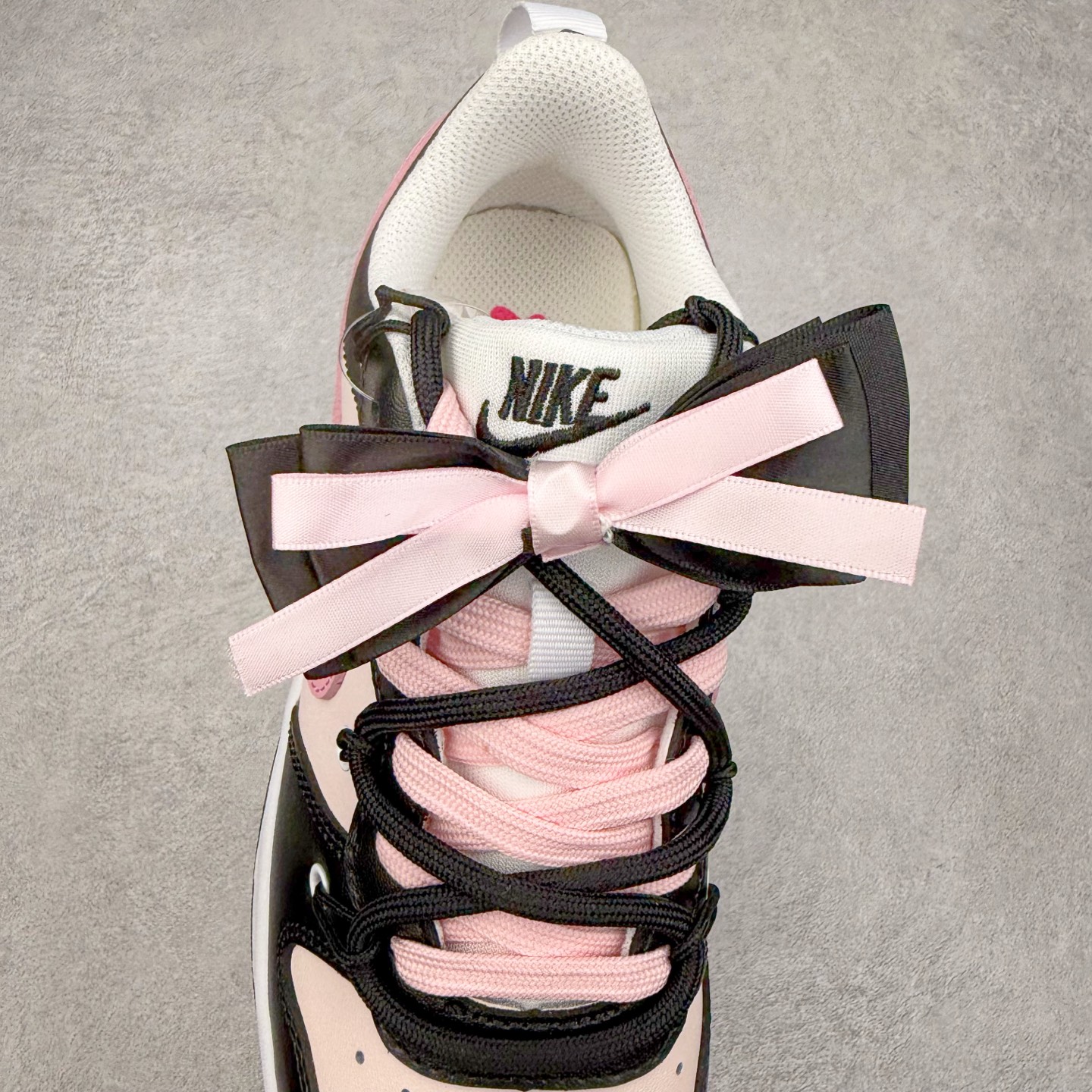 图片[5]-＃福利特价 NK Court Borough Low CB2 低帮百搭透气休闲运动板鞋 绑带解构风定制配色 原数据独家私模大底 经典耐用的设计 兼顾舒适脚感和出众风范 演绎匠心之作 结构性的支撑贴合感结合复古篮球设计 塑就场外全明星风范 尺码：36 36.5 37.5 38 38.5 39 40 40.5 41 42 42.5 43 44 44.5 45 46-选品中心