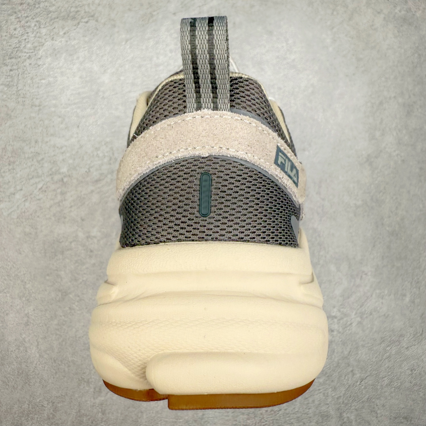 图片[8]-FILA SKIIPPER 斐乐火星2.0减震防滑网面老爹鞋 复古风重现 原鞋开版定制 正品同步鞋材 皮革拼接麂皮 搭配透气网布 主打复古潮流 白粉紫撞色设计 视觉冲击十足 超厚EVA软底设计 轻量舒适脚感 附带内增高效果 妥妥仙女款 完美上脚体验 女神必入单品 强烈推荐 尺码：35.5 36 36.5 37.5 38 38.5 39 40 40.5 41 42 42.5 43 44 44.5 45 45.5-选品中心