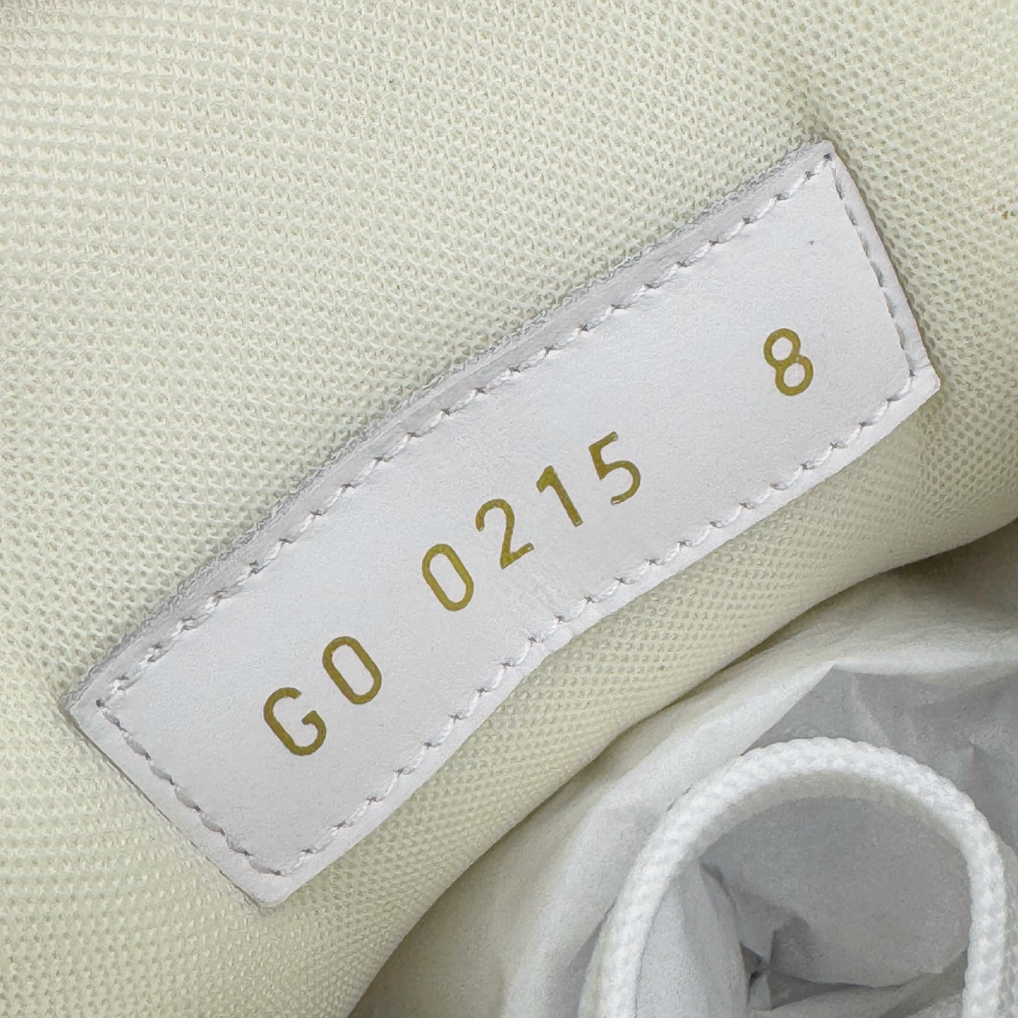 图片[11]-＃GD广顶 Louis Vuitton Trainer lv路易威登时装走秀运动时尚板鞋 外贸零售特供批次 2023全新纸板数据 印花高频效果碾压市面 市售天花板产物 耗时半年巨作 全套原厂新版原纸板楦头开发 原厂特供皮料加持 市场所有版本中综合最强的货品 GD实力大厂出品 全网最全配色更新最快 最成熟的做工稳定的品控 完美鞋型超高的清洁度 零毛边线头瑕疵 全套原楦原纸版原鞋开模 全网最具灵魂的版型 正确原装黄色鞋盒 正确中底印花 鞋面印花3D高频深度立体 全鞋电脑针车 紧密相连 针距密度一致 环保乳胶注塑鞋垫 厚度脚感还原原版 皮面裁剪部位 统一油边封口工艺 原装橡胶大底含胶量大底组合零偏差 专柜全套包装 防尘袋 说明书 质保卡 男女鞋 尺码：35 36 37 38 39 40 41 42 43 44 45-选品中心