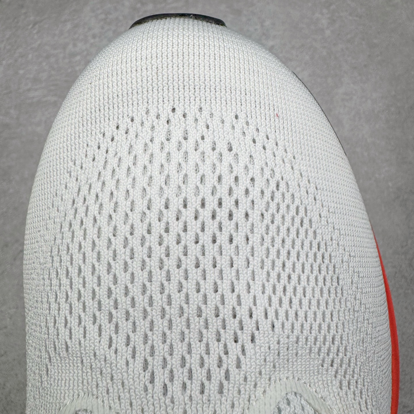 图片[14]-＃纯原 NK Zoom Pegasus 飞马41代马拉松系列网面透气缓震疾速跑鞋 IB6656-108 拥有 Zoom Air 一如既往的稳定感和流畅感 鞋面采用工程网眼设计 为特定高热区域营造出色透气性 进一步增加鞋面的穿孔数量 让足部能够快速散热 中足搭配 Flywire 飞线 在高速运动时营造舒适稳定的贴合感 内置Zoon气垫加持 动力十足 尺码：36 36.5 37.5 38 38.5 39 40 40.5 41 42 42.5 43 44 44.5 45-选品中心