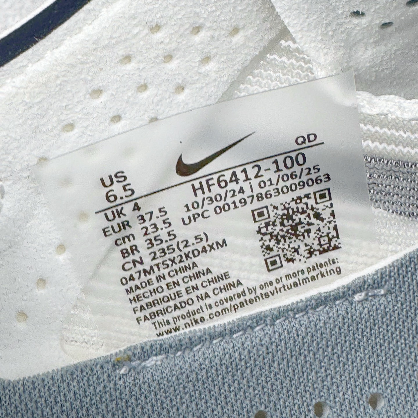 图片[11]-＃TG纯原 Jakob A. Ingebrigtsen x NK Zoom VaporFly Next 4% 舒适百搭透气回弹低帮短跑马拉松跑步鞋 HF6412-100 泰光Zp特供批次 市面唯一支持实战的跑鞋 原档案数据原厂网纱 正确高频花纹 前后掌内置Zoom Air气垫 原装MD大底 脚感完美还原 原盒原配 QC检验、钢印 俱全 原底科技 同步原版 脚感堪比Boost 采用精致醒目设计，精准诠释雅各布·因格布里格森的风格，聚焦他的核心信念：家庭与夺冠。该鞋款在前代鞋款的基础上减轻重量，但不影响性能表现。碳纤维 Flyplate 结合出众回弹的ZoomX泡绵中底，缔造比赛日佳选，令你快意难挡，疾速冲刺。这款公路竞速跑步鞋具备匠心品质，无论是日常畅跑还是马拉松，皆可轻松驾驭，是雅各布的信赖之选。尺码：36 36.5 37.5 38 38.5 39 40 40.5 41 42 42.5 43 44 44.5 45-选品中心