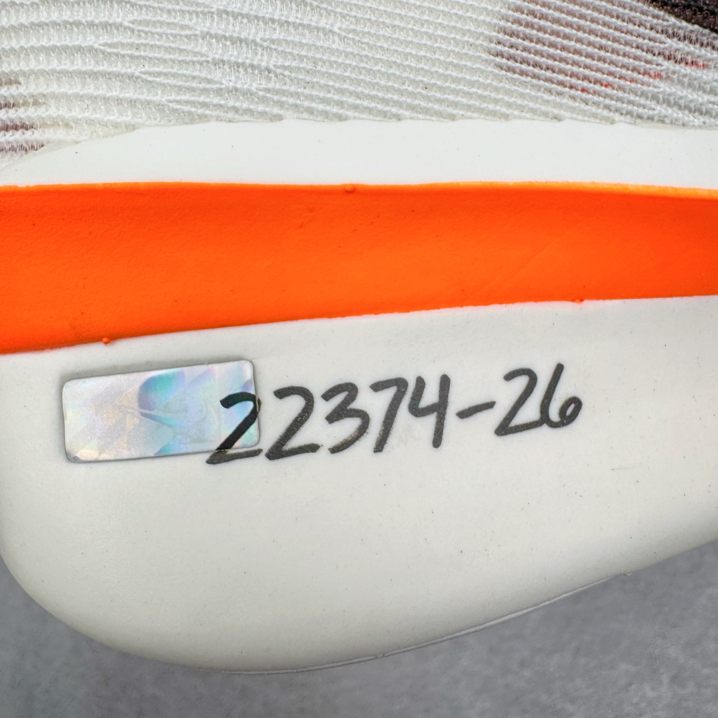 图片[19]-＃TG纯原 Jakob A. Ingebrigtsen x NK Zoom VaporFly Next 4% 舒适百搭透气回弹低帮短跑马拉松跑步鞋 HF6413-100 泰光Zp特供批次 市面唯一支持实战的跑鞋 原档案数据原厂网纱 正确高频花纹 前后掌内置Zoom Air气垫 原装MD大底 脚感完美还原 原盒原配 QC检验、钢印 俱全 原底科技 同步原版 脚感堪比Boost 采用精致醒目设计，精准诠释雅各布·因格布里格森的风格，聚焦他的核心信念：家庭与夺冠。该鞋款在前代鞋款的基础上减轻重量，但不影响性能表现。碳纤维 Flyplate 结合出众回弹的ZoomX泡绵中底，缔造比赛日佳选，令你快意难挡，疾速冲刺。这款公路竞速跑步鞋具备匠心品质，无论是日常畅跑还是马拉松，皆可轻松驾驭，是雅各布的信赖之选。尺码：36 36.5 37.5 38 38.5 39 40 40.5 41 42 42.5 43 44 44.5 45-选品中心